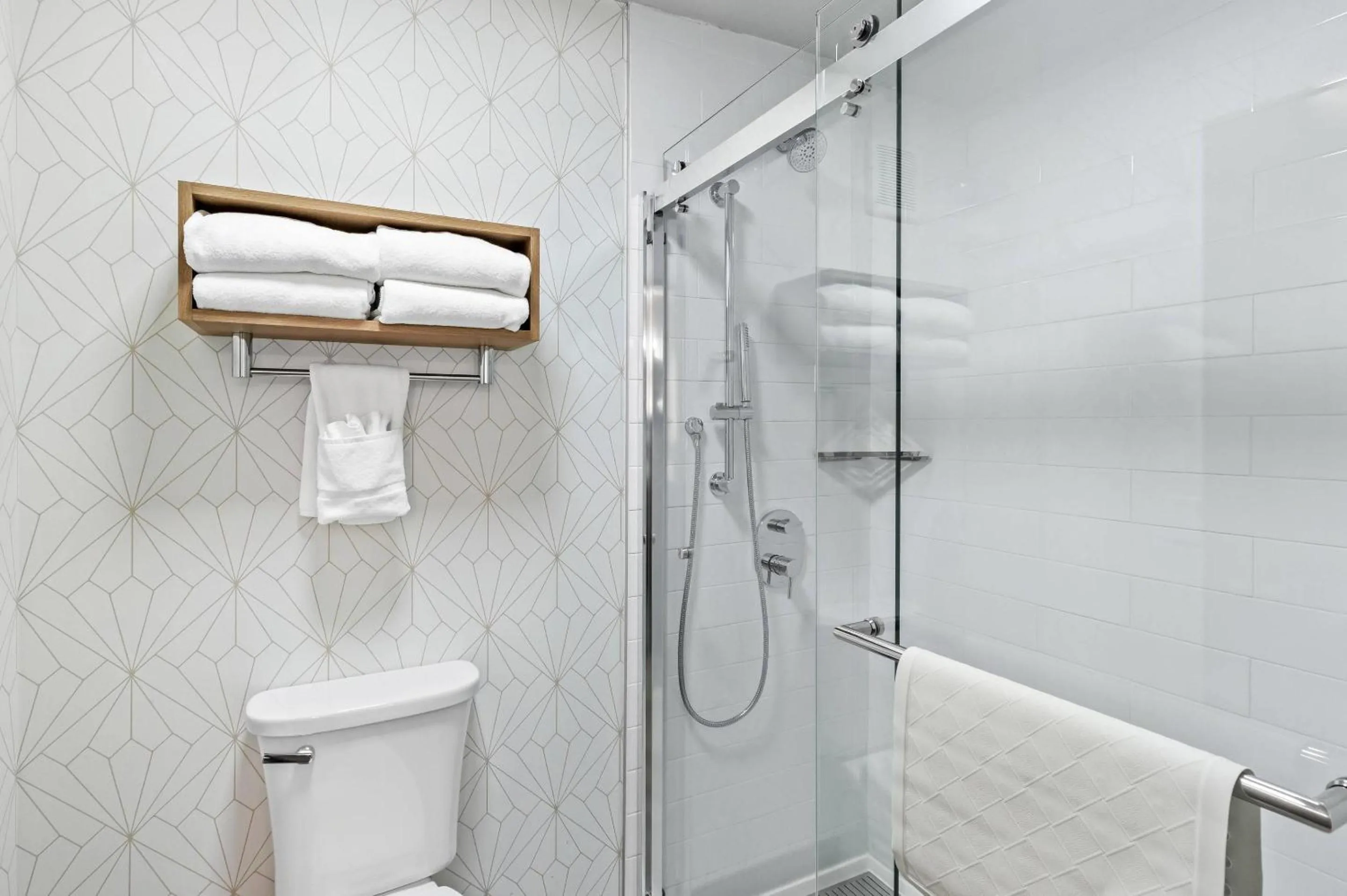 Bedroom in Radisson Hotel Portland Airport