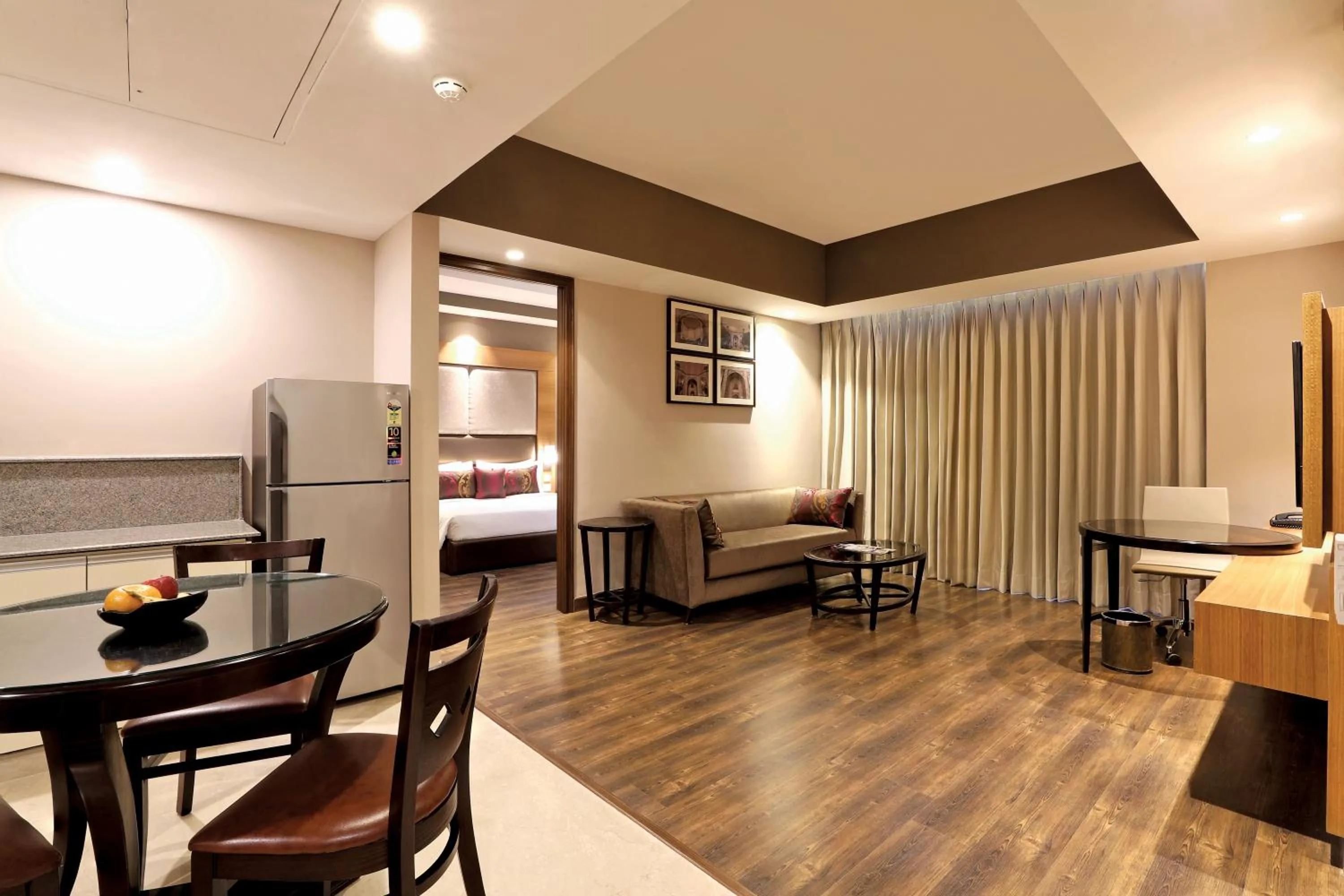 Living room in Lemon Tree Hotel, Sector 68, Sohna Road, Gurugram