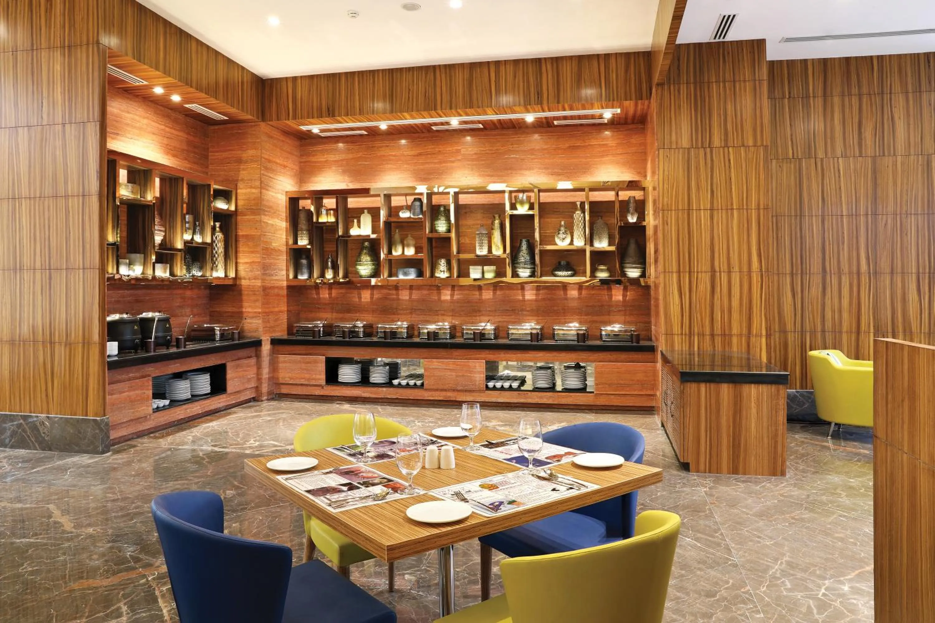 Restaurant/places to eat in Lemon Tree Hotel, Sector 68, Sohna Road, Gurugram