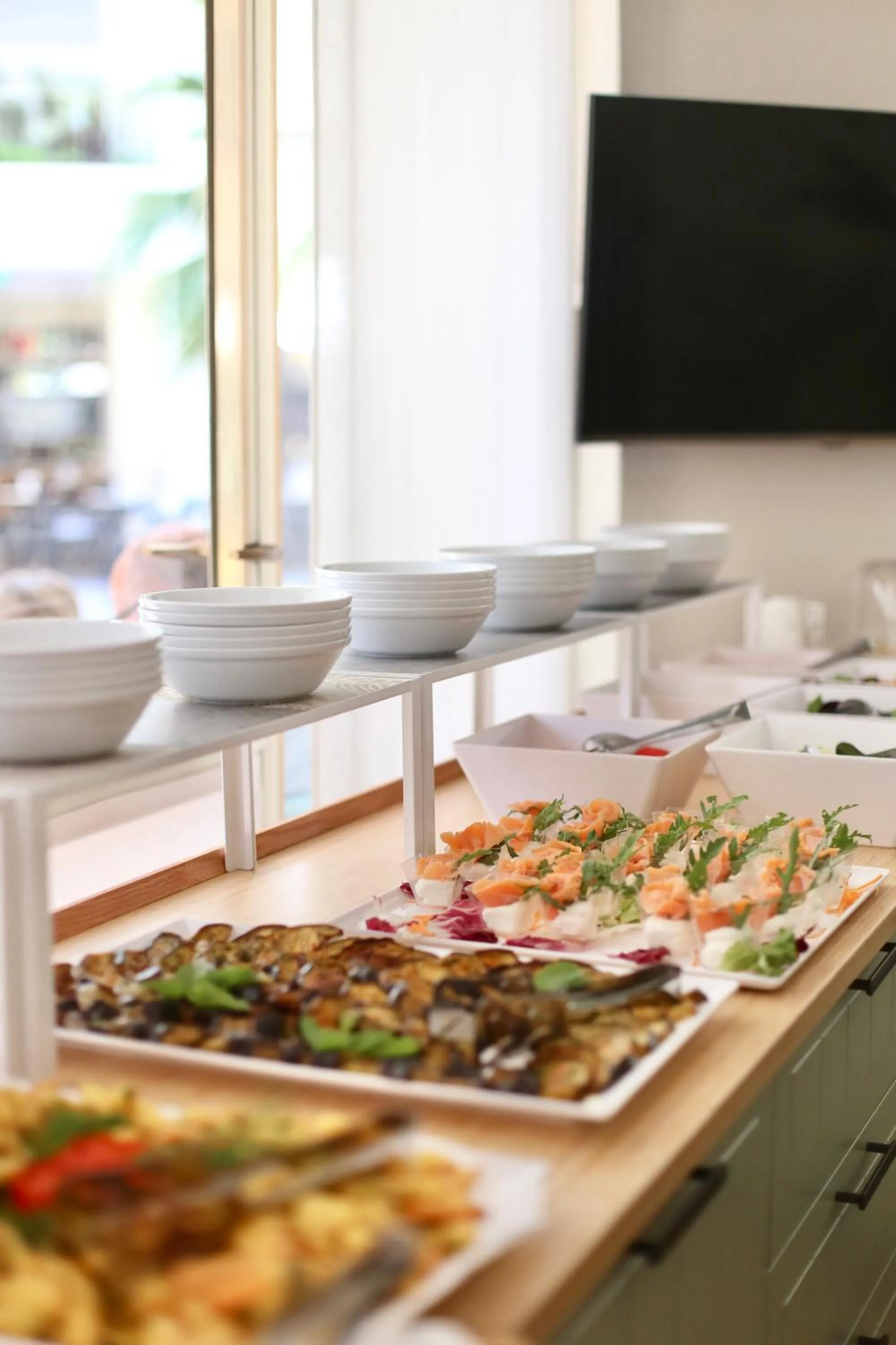 Restaurant/places to eat in Hotel Flora
