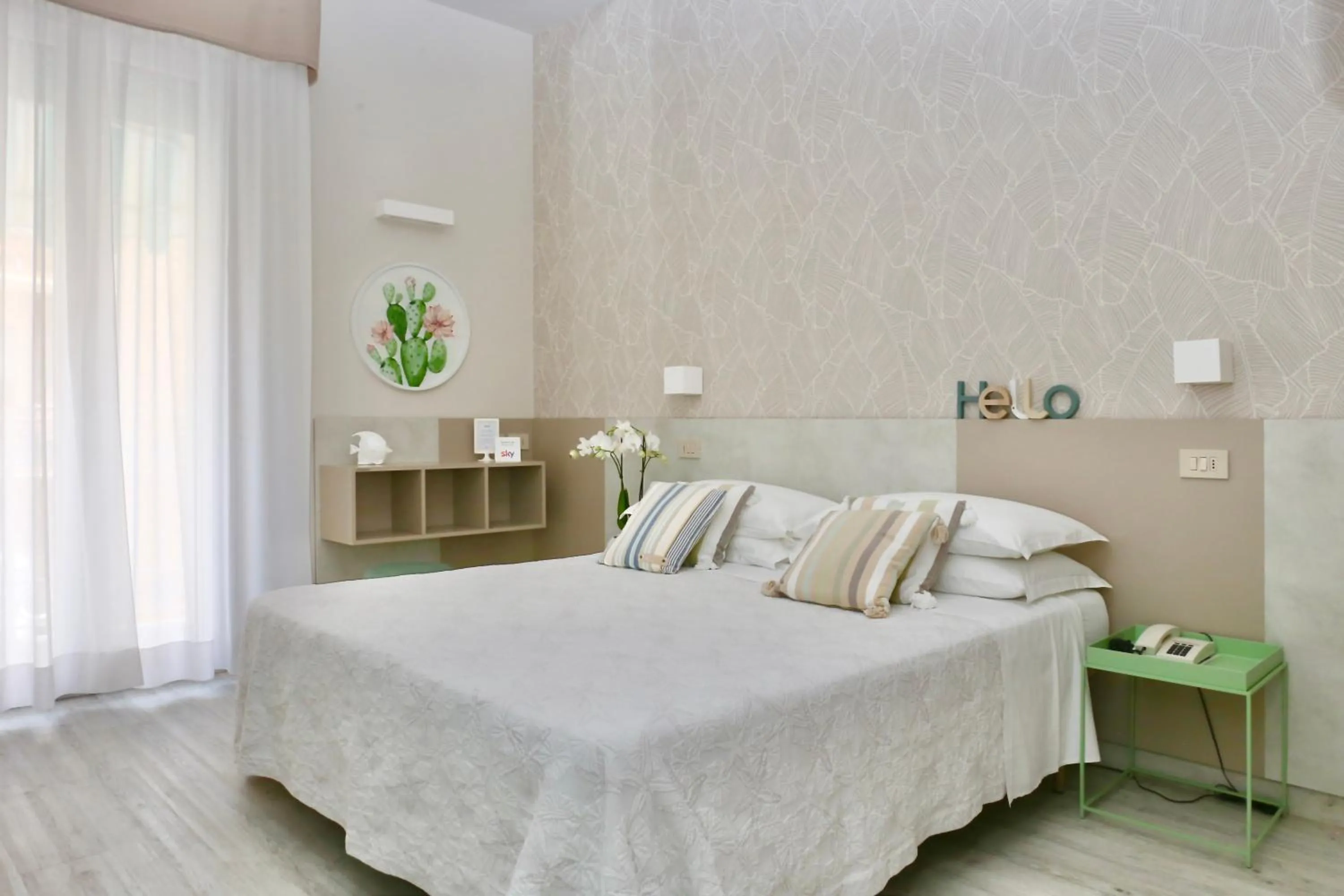 Bed in Hotel Flora