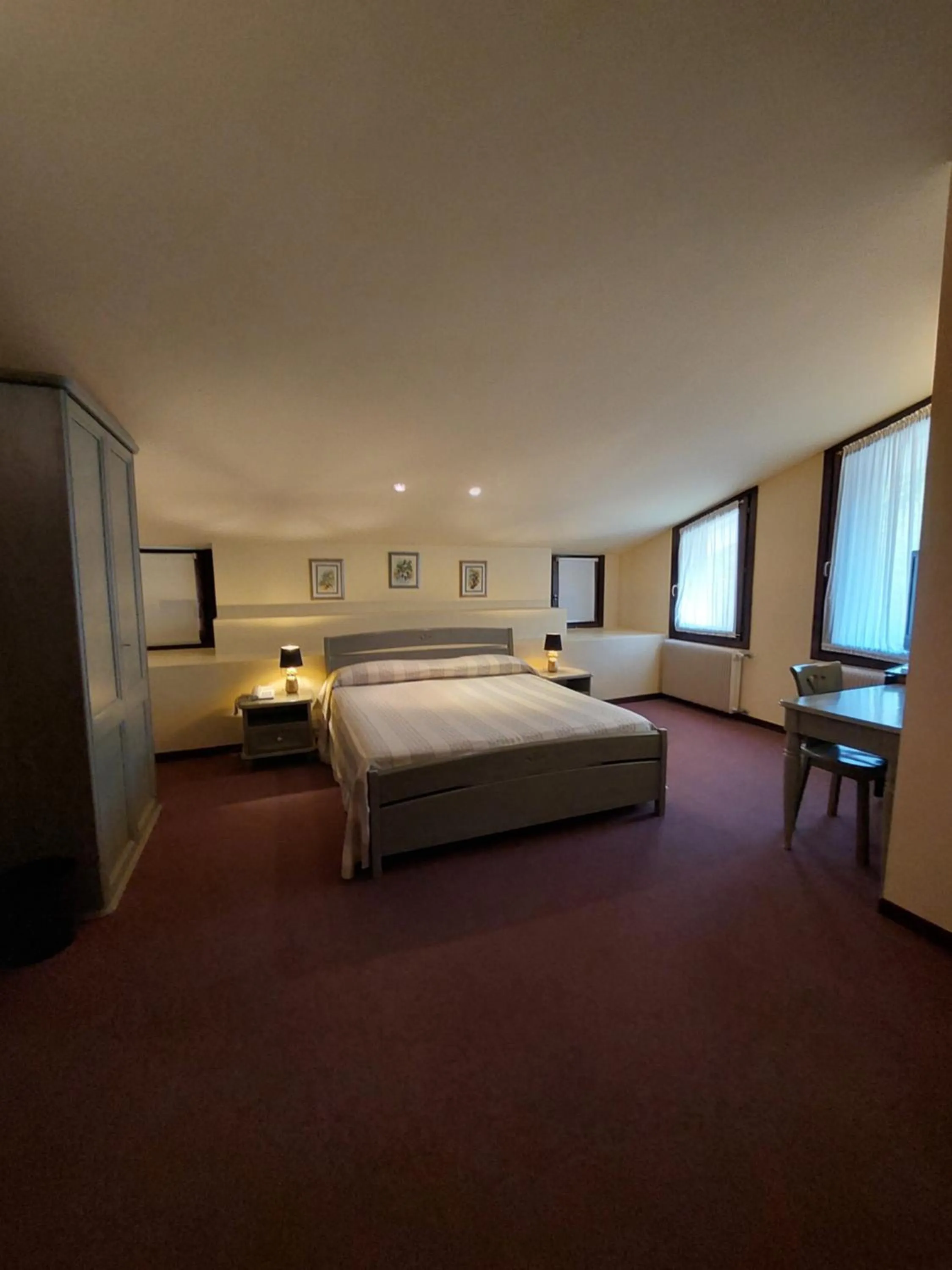 Bed in Albergo Alla Pineta