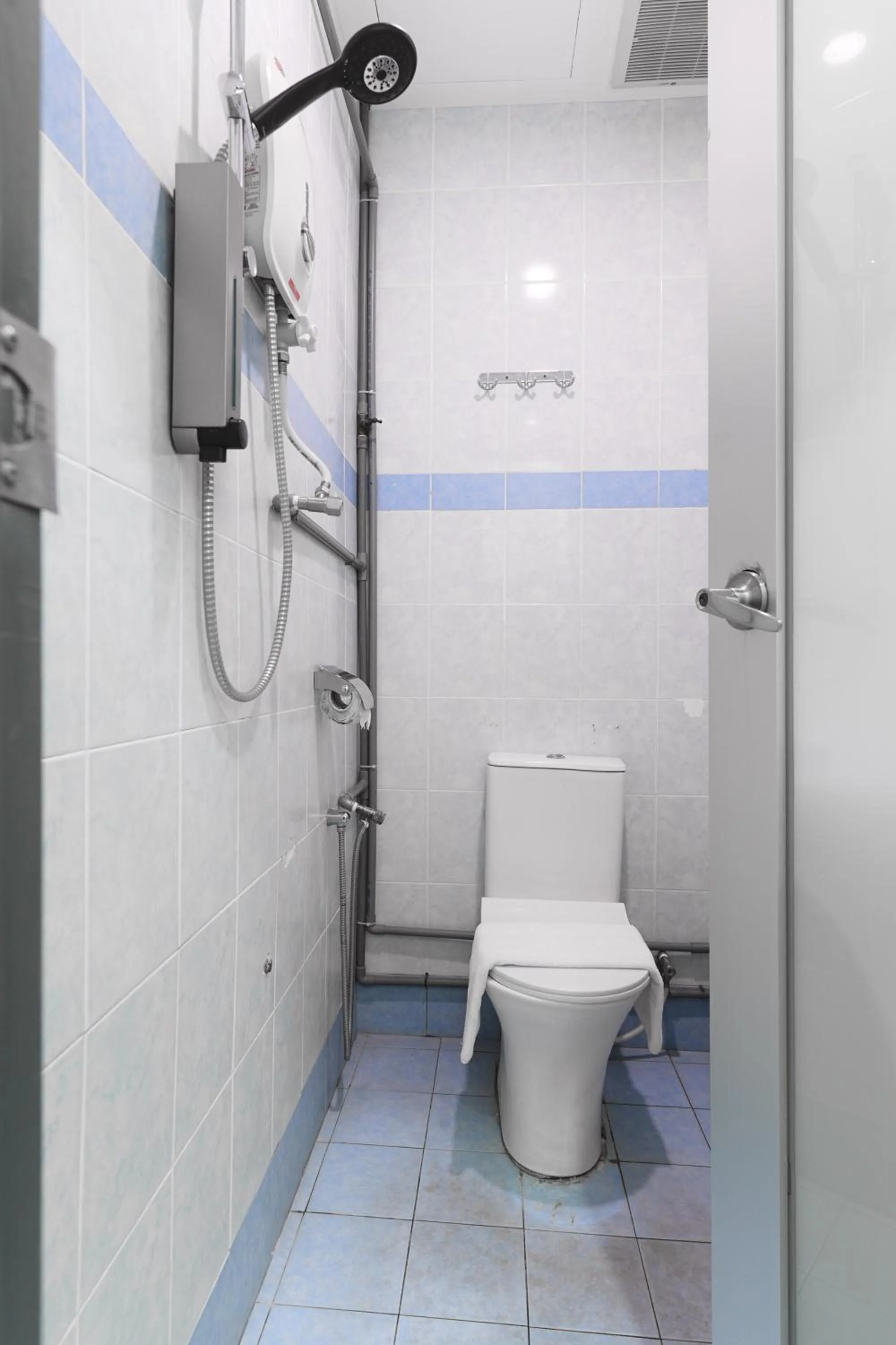 Toilet in T Hotel Anggerik