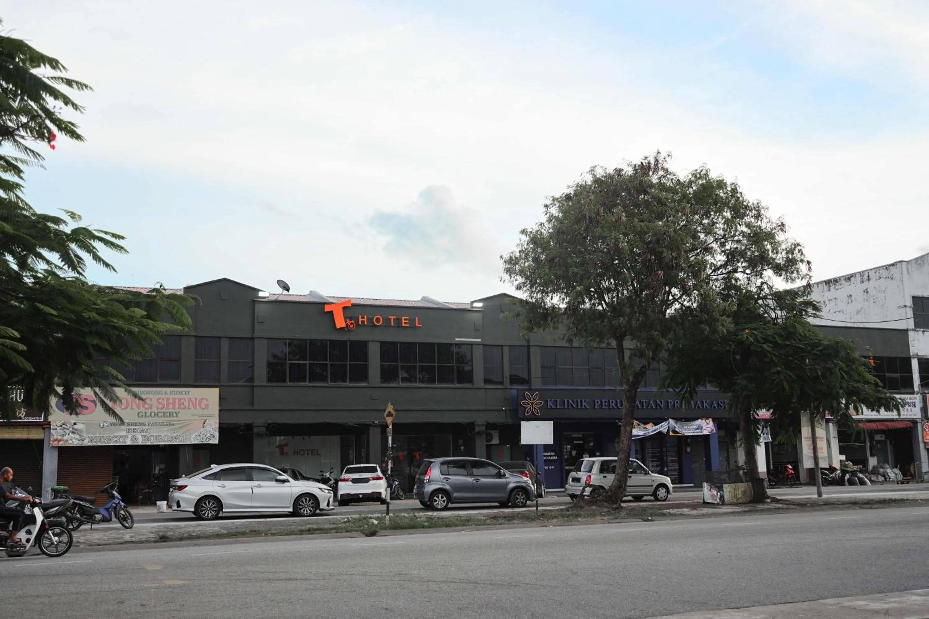 Property building in T Hotel Anggerik