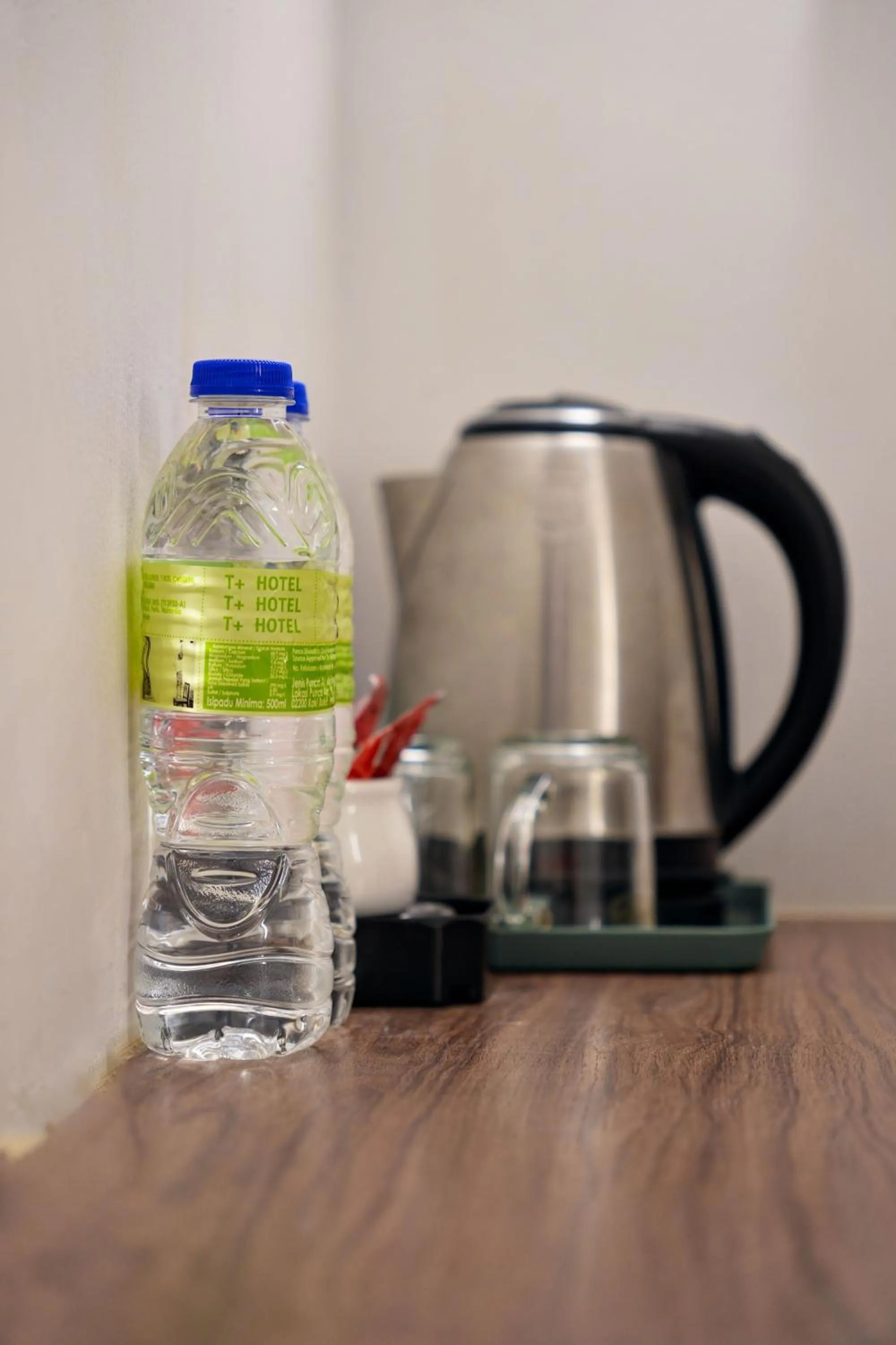 Coffee/tea facilities in T Hotel Anggerik