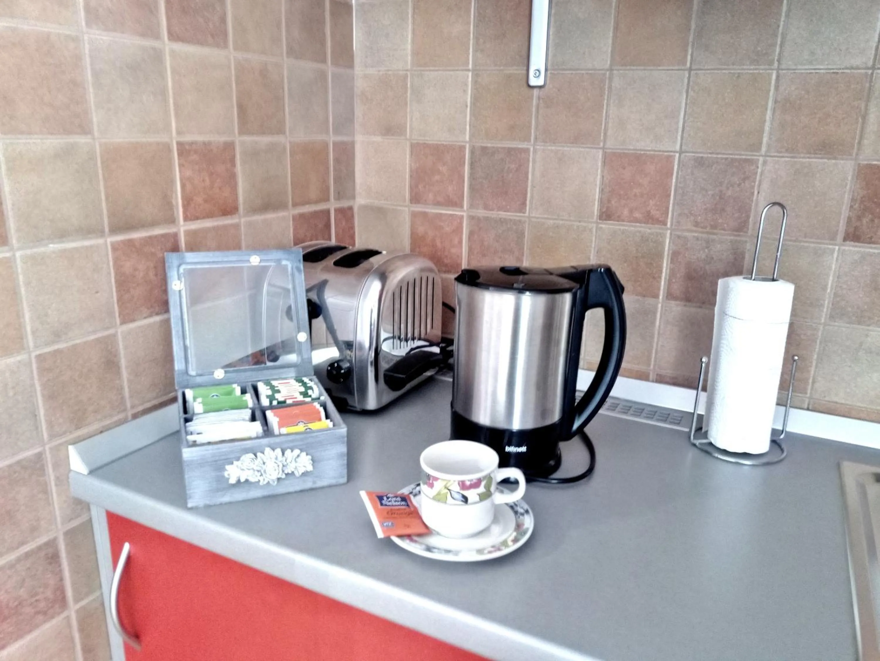 Coffee/tea facilities in Adria Apartments and Rooms