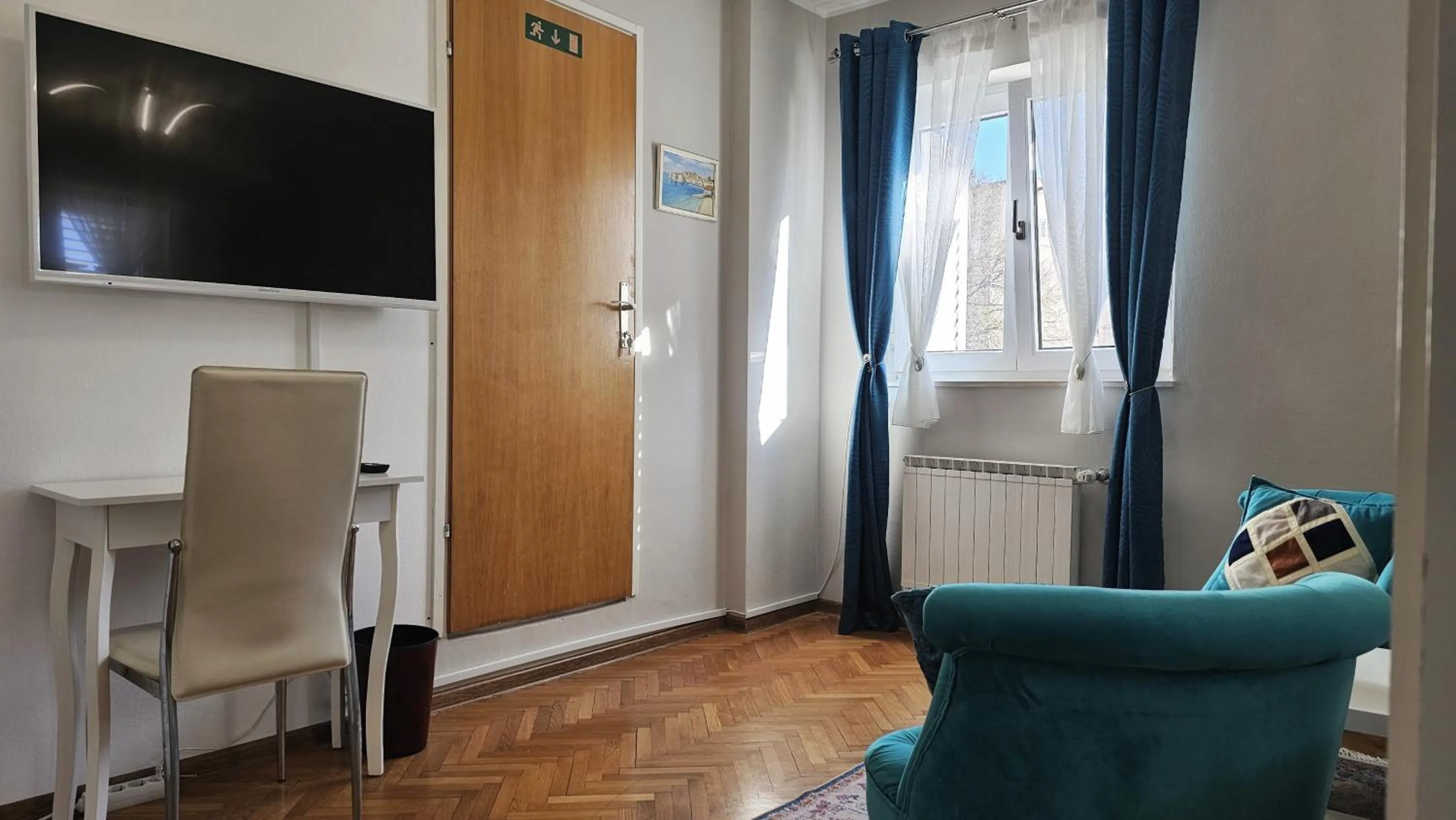 Adria Apartments and Rooms