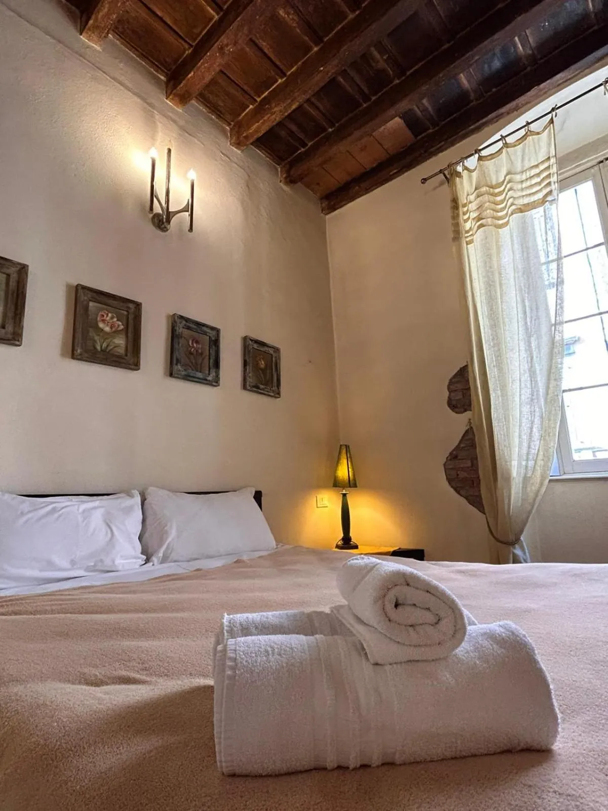 Bed in La Castellana