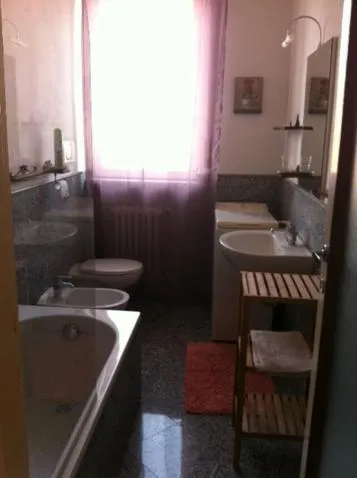 Day, Bathroom in La Castellana Loft Hotel