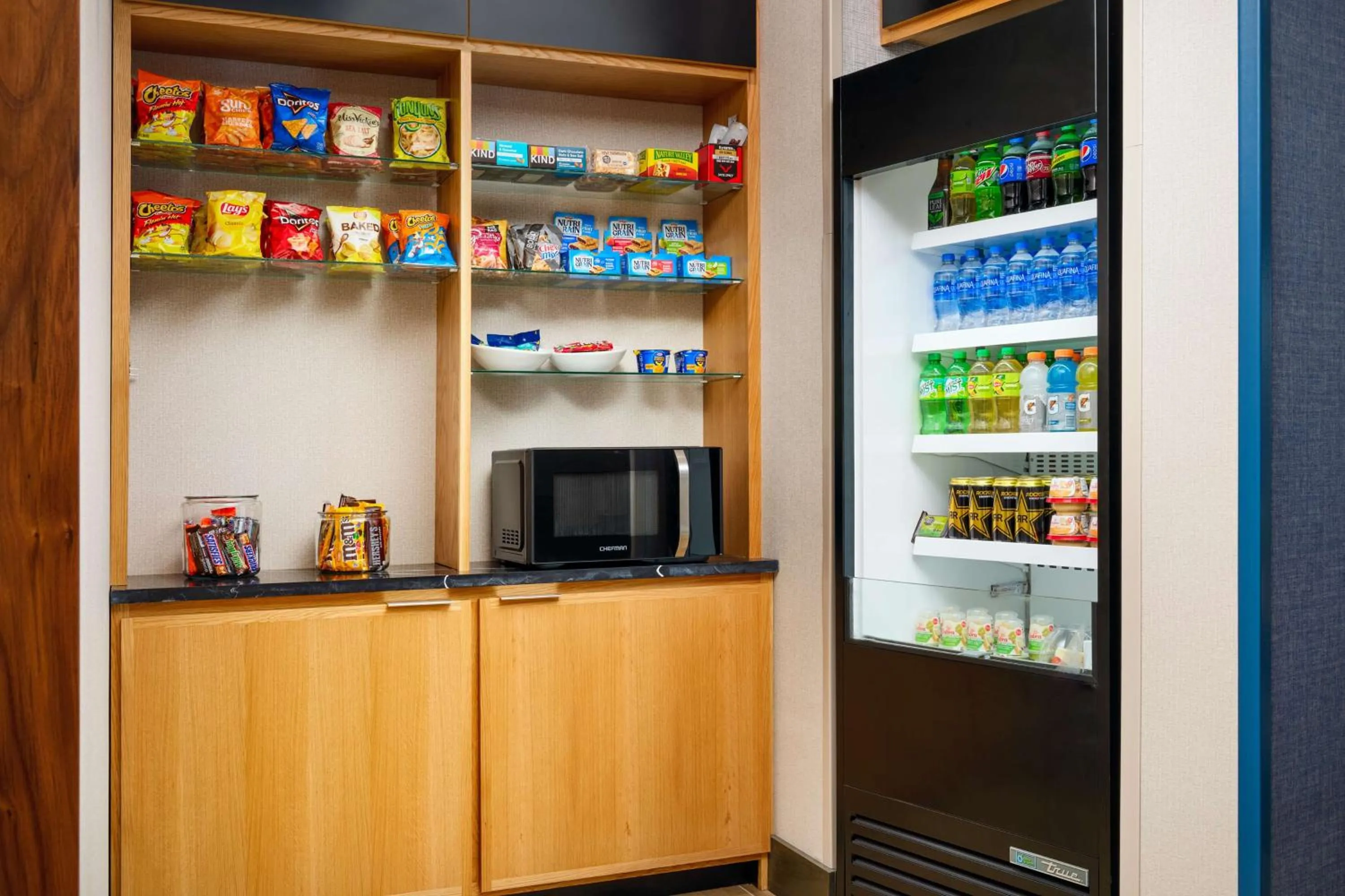 Restaurant/places to eat in Hyatt Place Greensboro