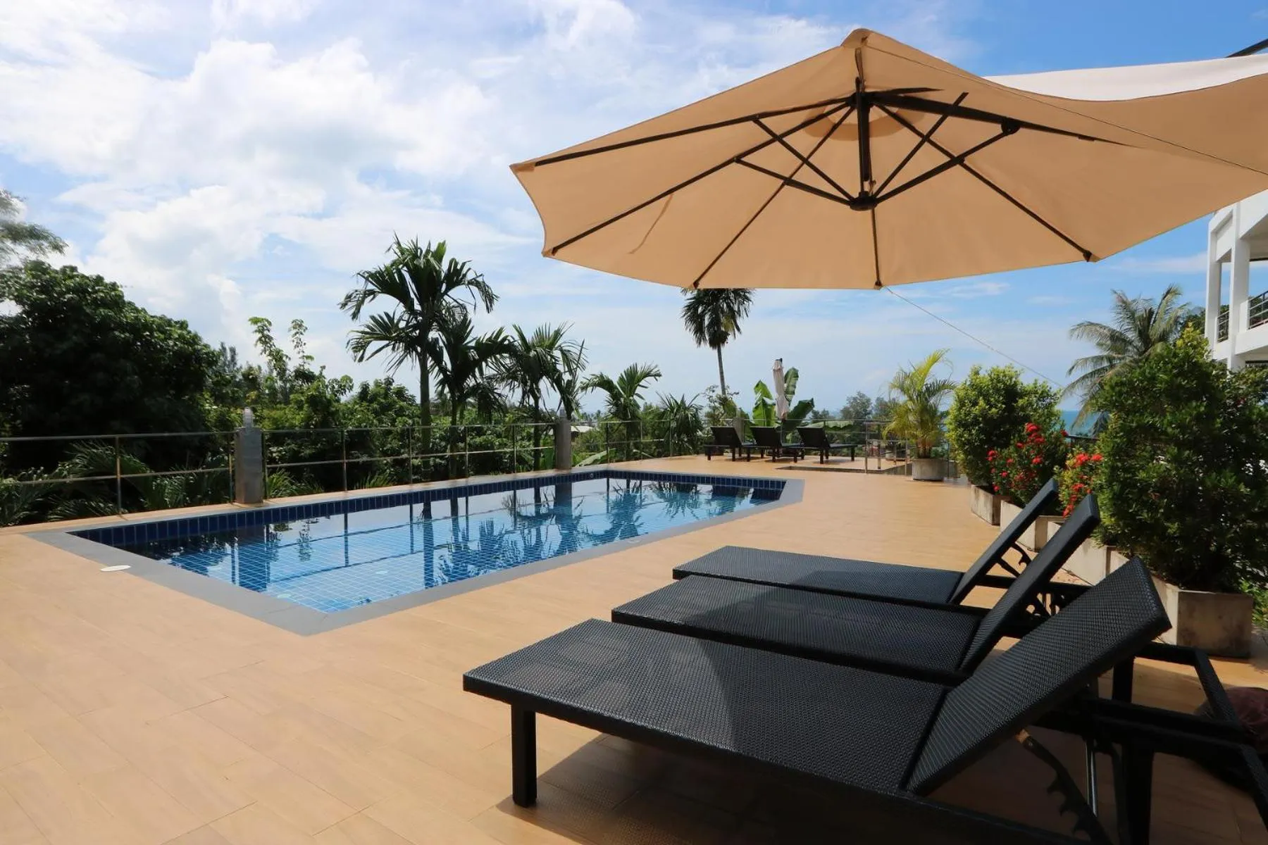 Balcony/Terrace in White Flower Lanta