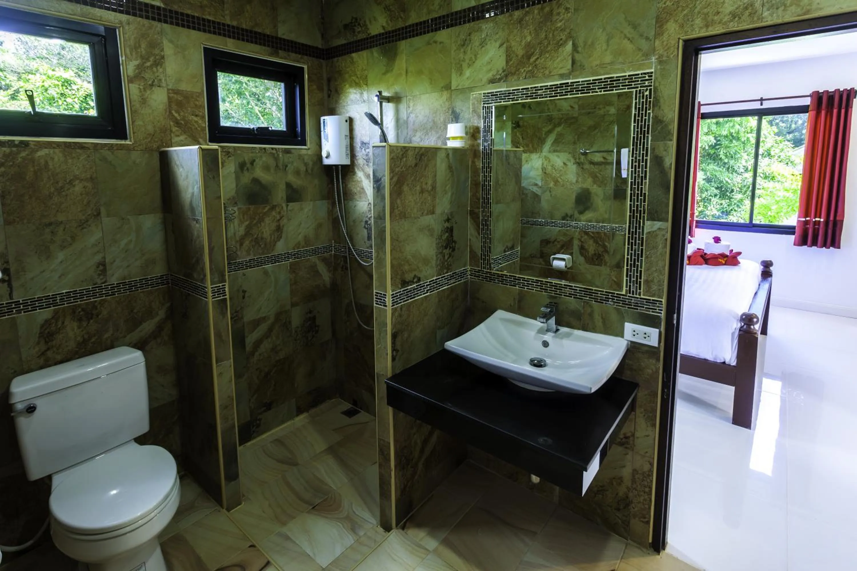 Shower in White Flower Lanta