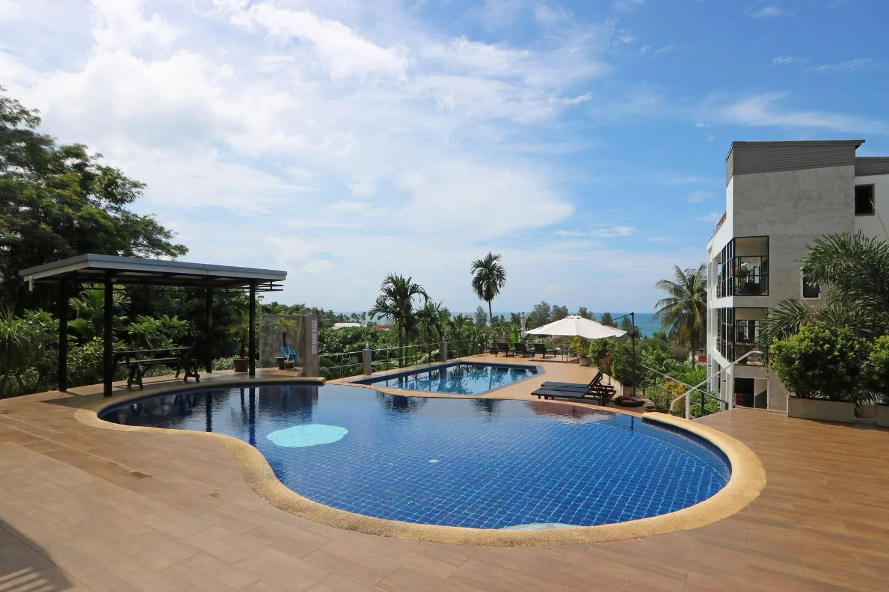 Balcony/Terrace in White Flower Lanta