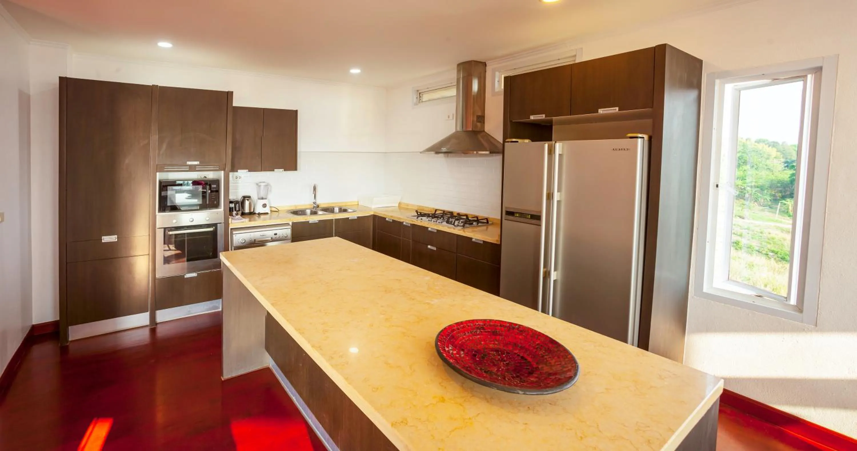 Kitchen or kitchenette in White Flower Lanta