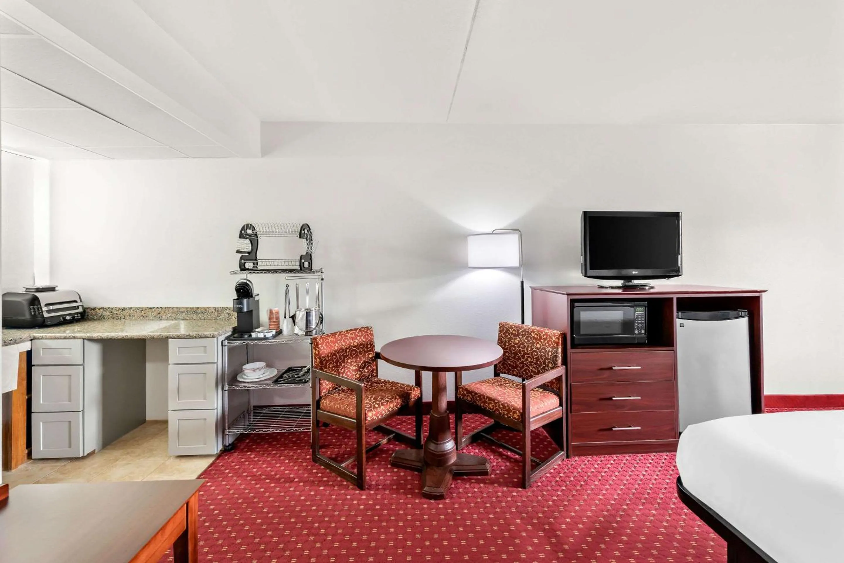 Bedroom in Clarion Inn Branson