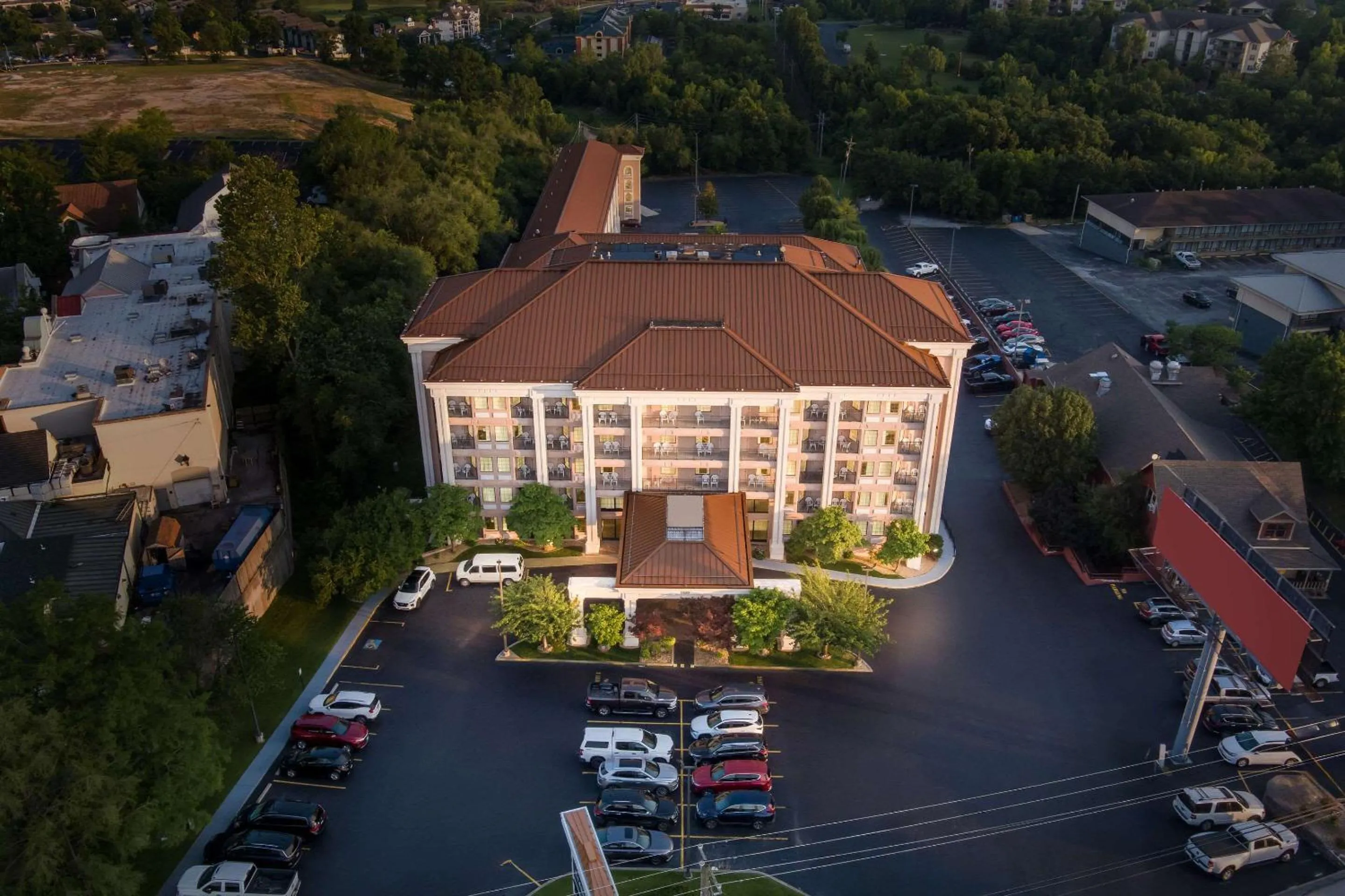 Property building in Clarion Inn Branson