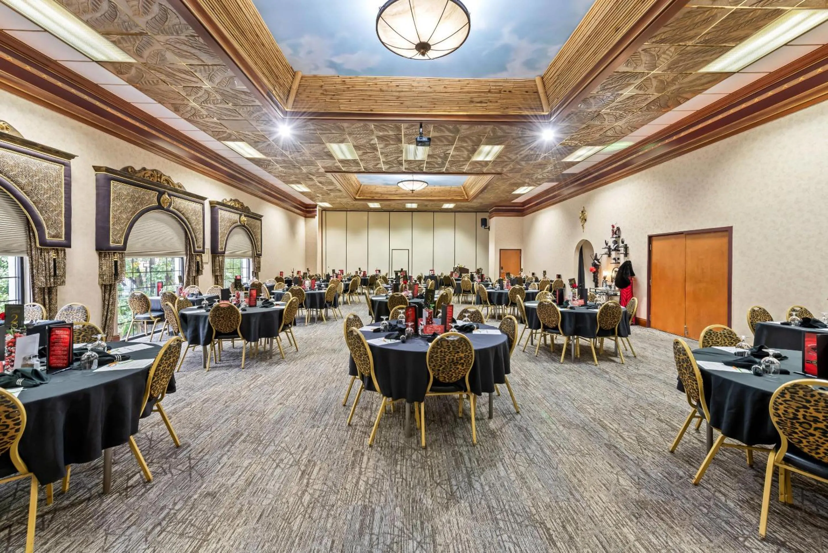 Restaurant/places to eat in Clarion Inn Branson