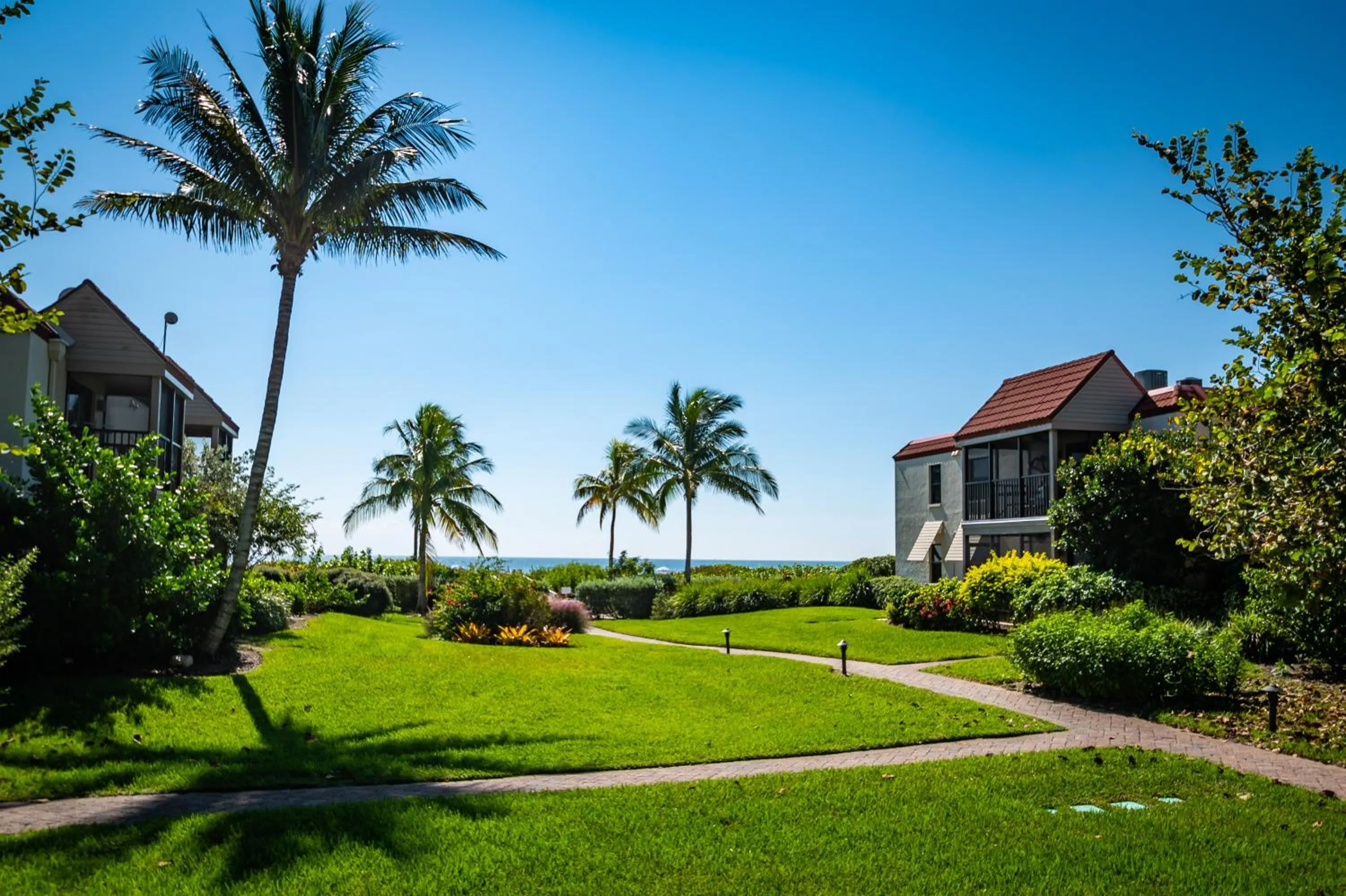Beach, Property Building in Sanibel Moorings Resort