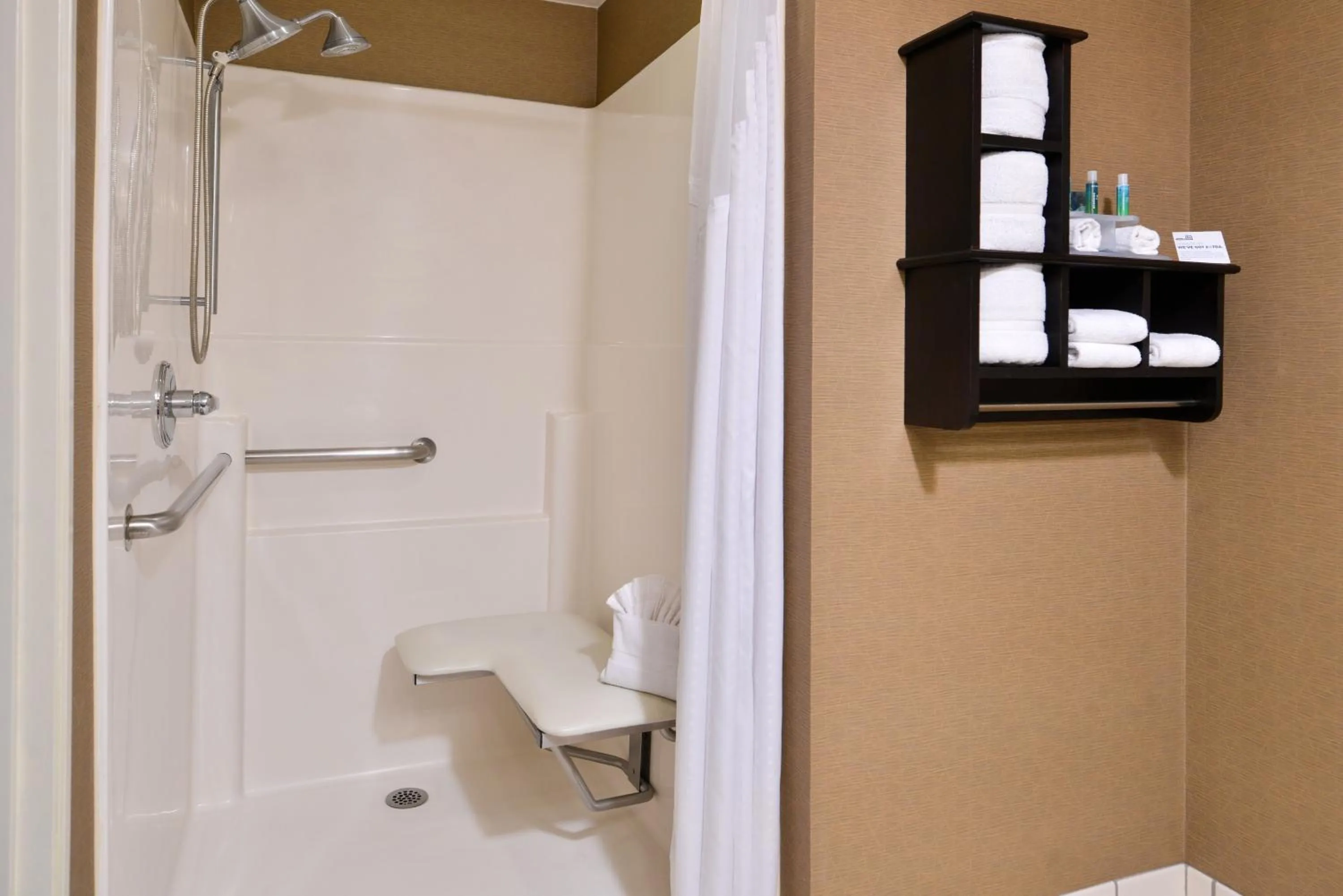 Photo of the whole room in Holiday Inn Express Hotel & Suites West Chester by IHG