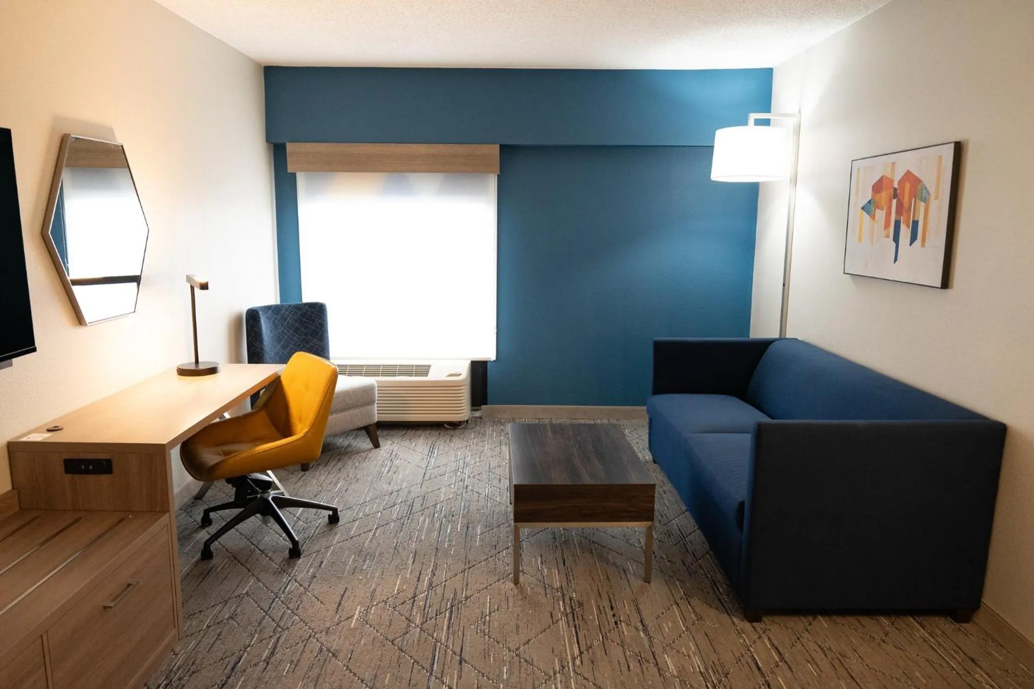 Photo of the whole room in Holiday Inn Express Hotel & Suites West Chester by IHG