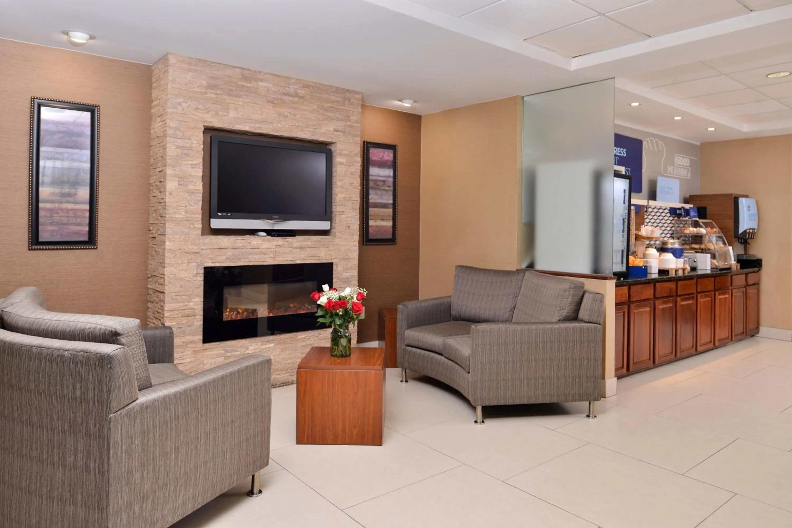Property building in Holiday Inn Express Hotel & Suites West Chester by IHG