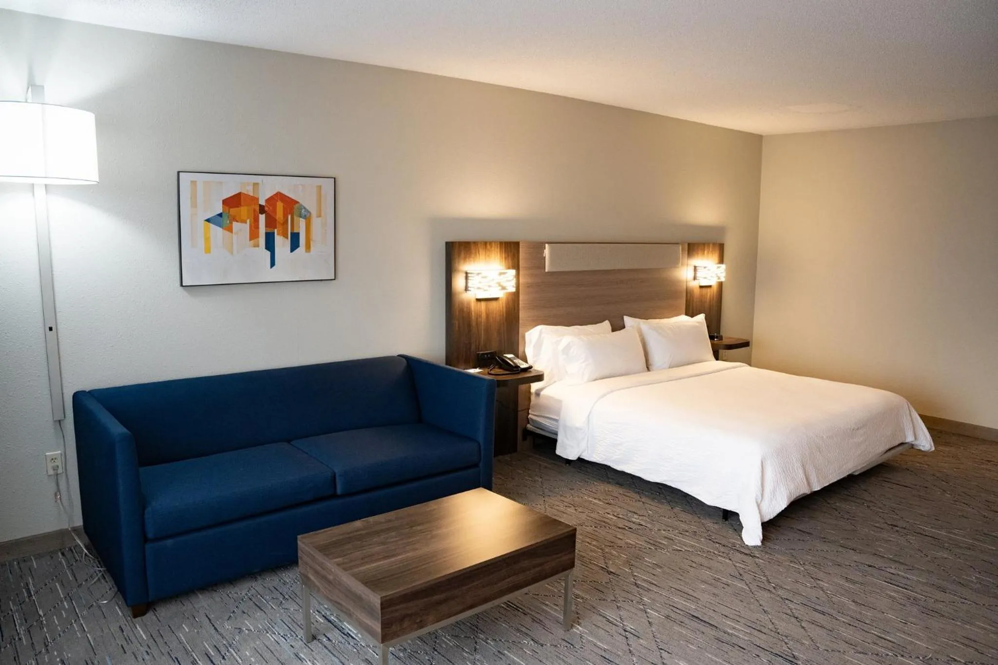 Photo of the whole room, Bed in Holiday Inn Express Hotel & Suites West Chester by IHG