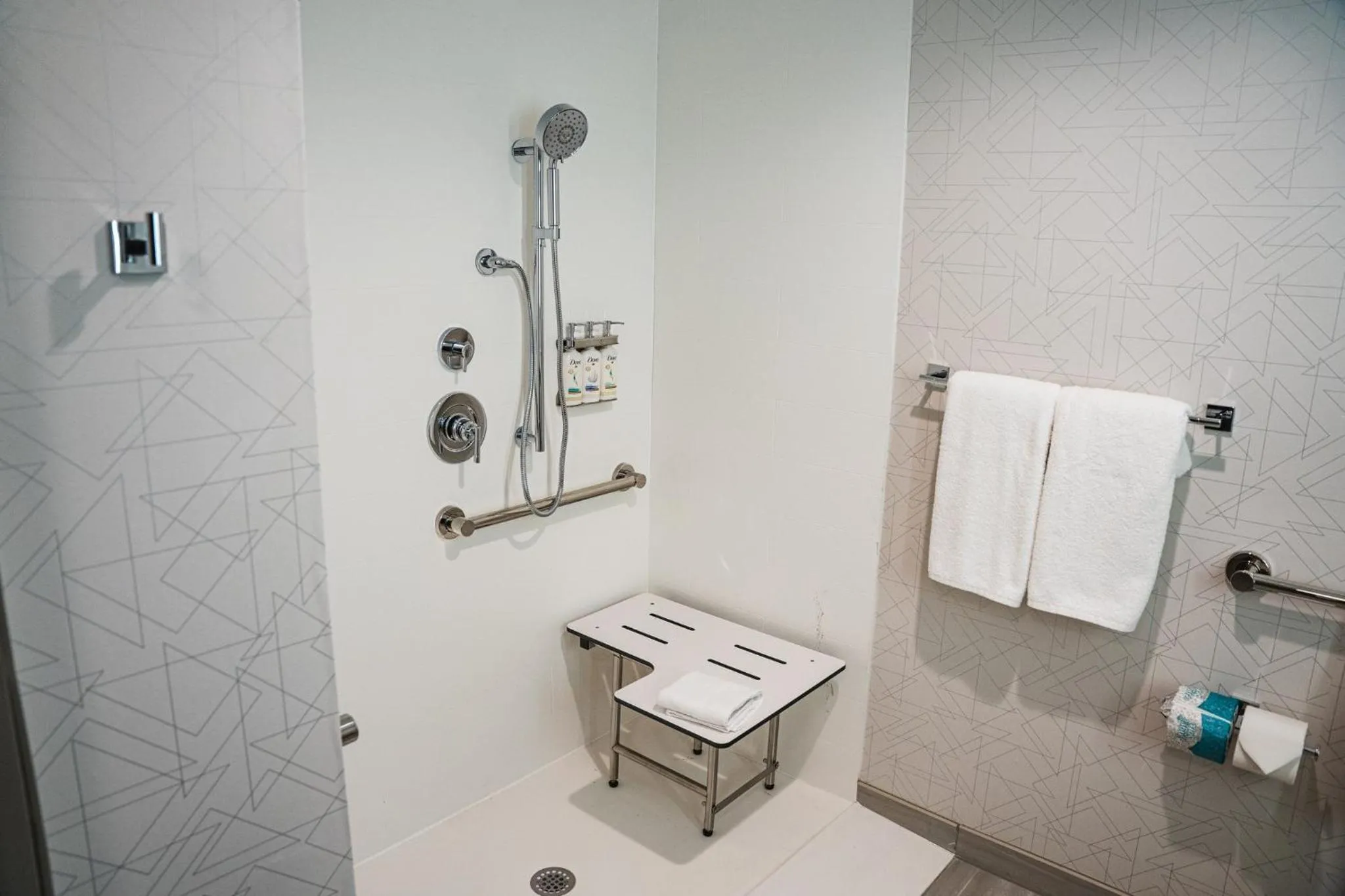 Photo of the whole room in Holiday Inn Express Hotel & Suites West Chester by IHG