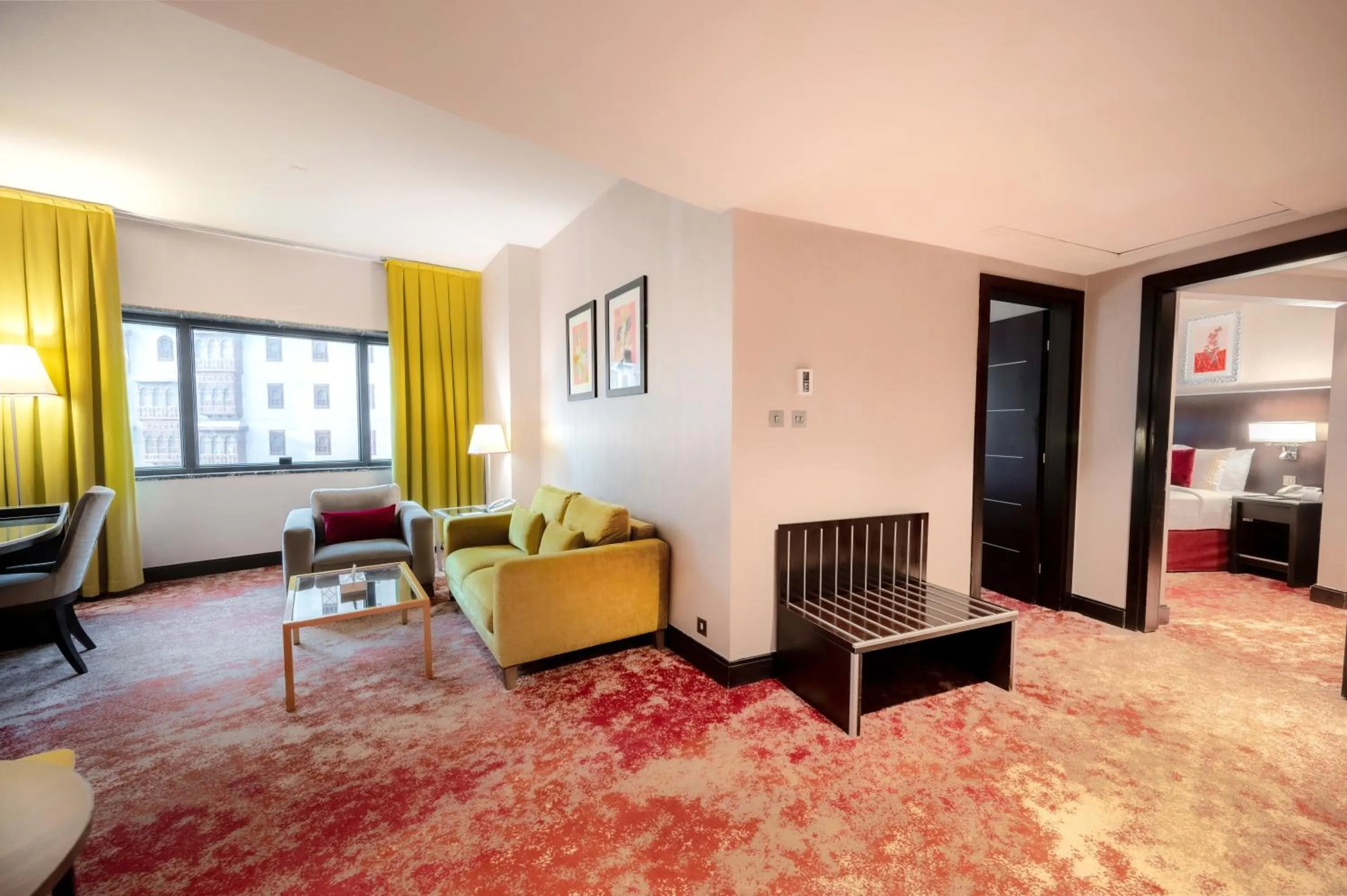 Living room, Bed in Maysan Al Harithia Hotel