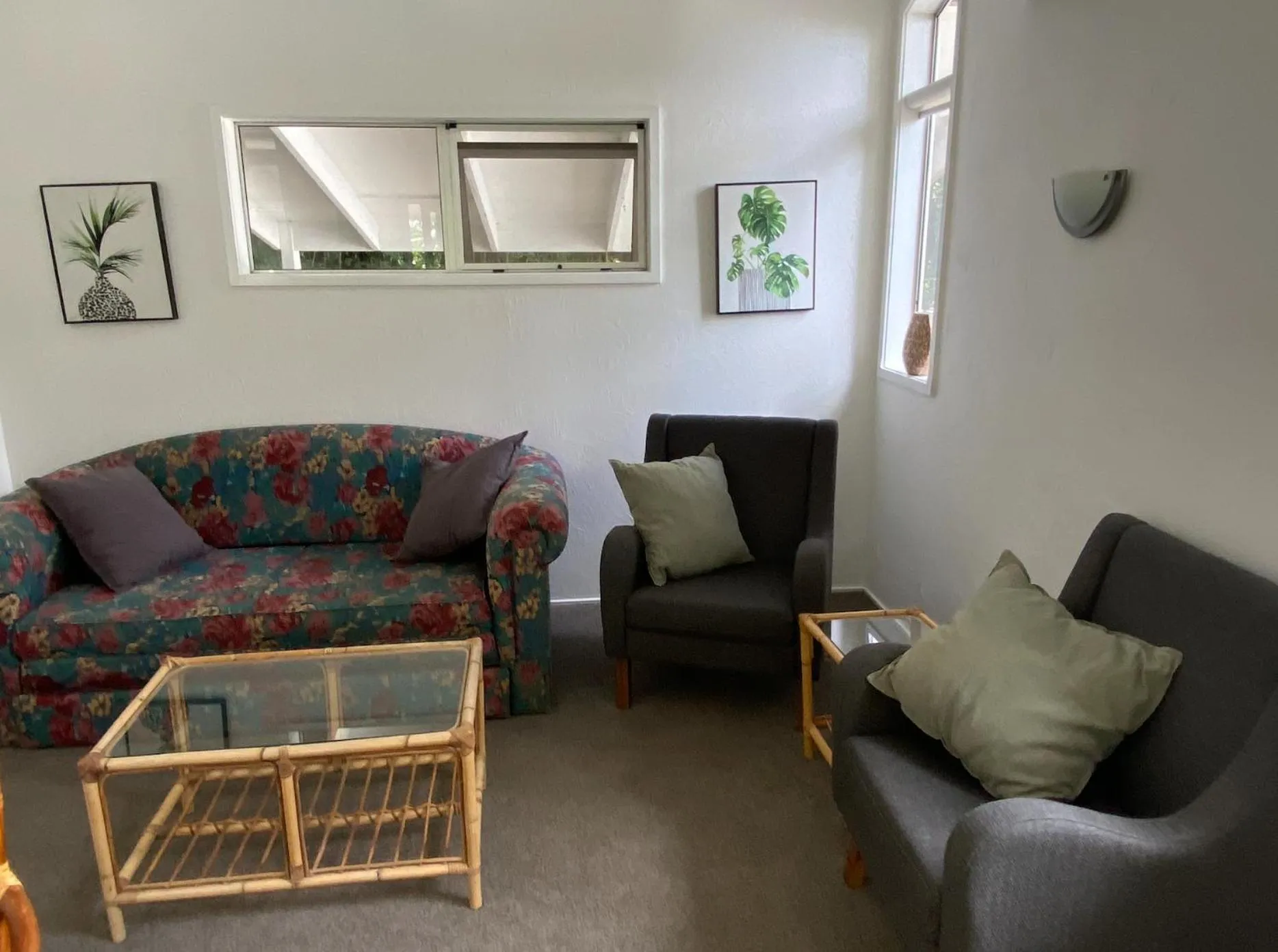 Colonial House Motel