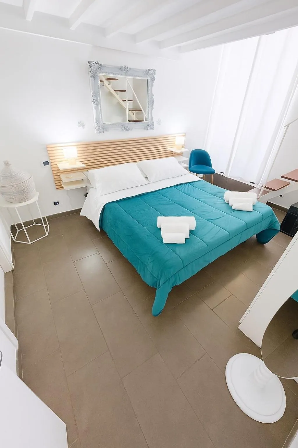 Photo of the whole room, Bed in Trastevere Stars