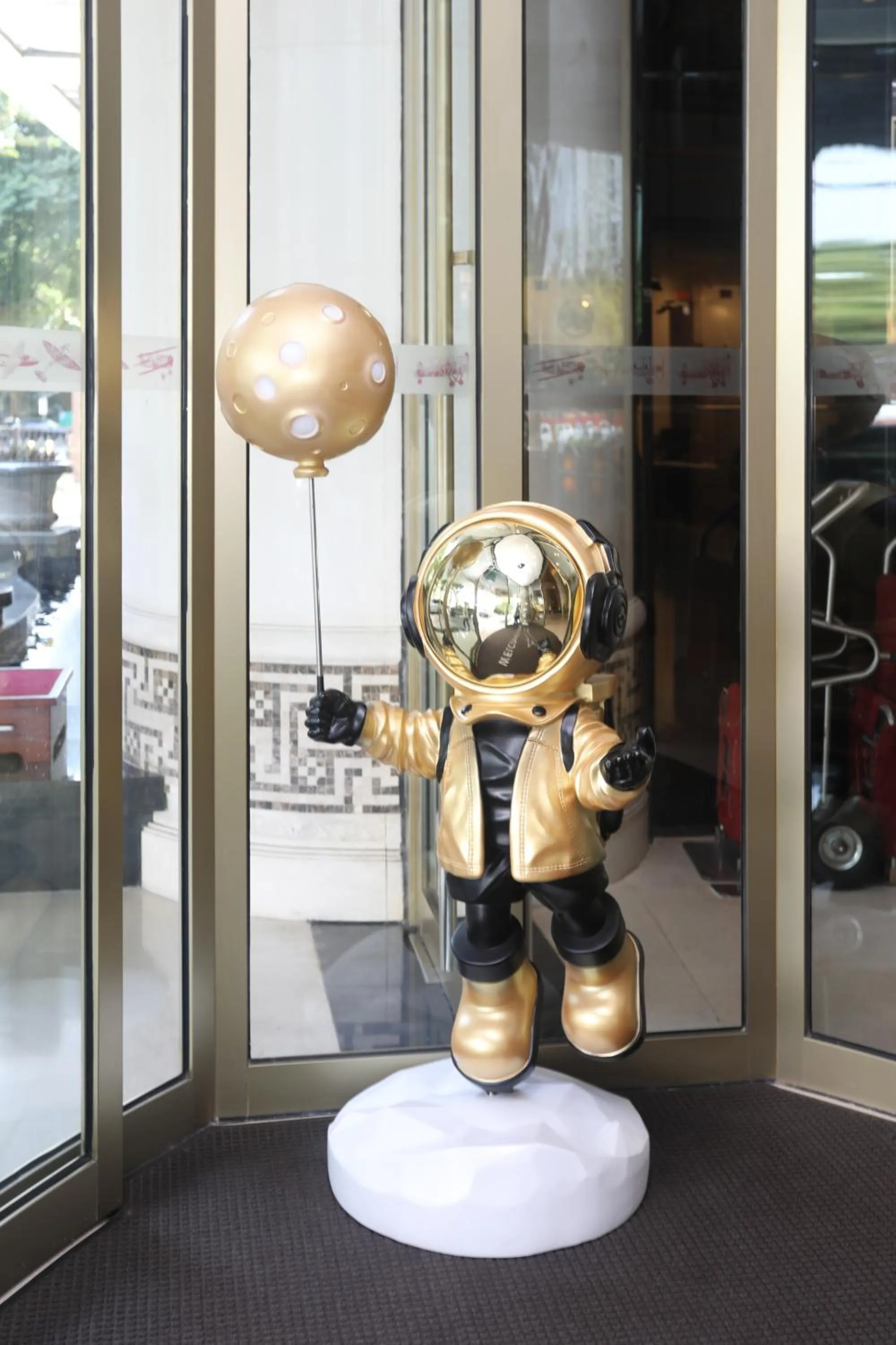 Decorative detail in Shenzhenair International Hotel