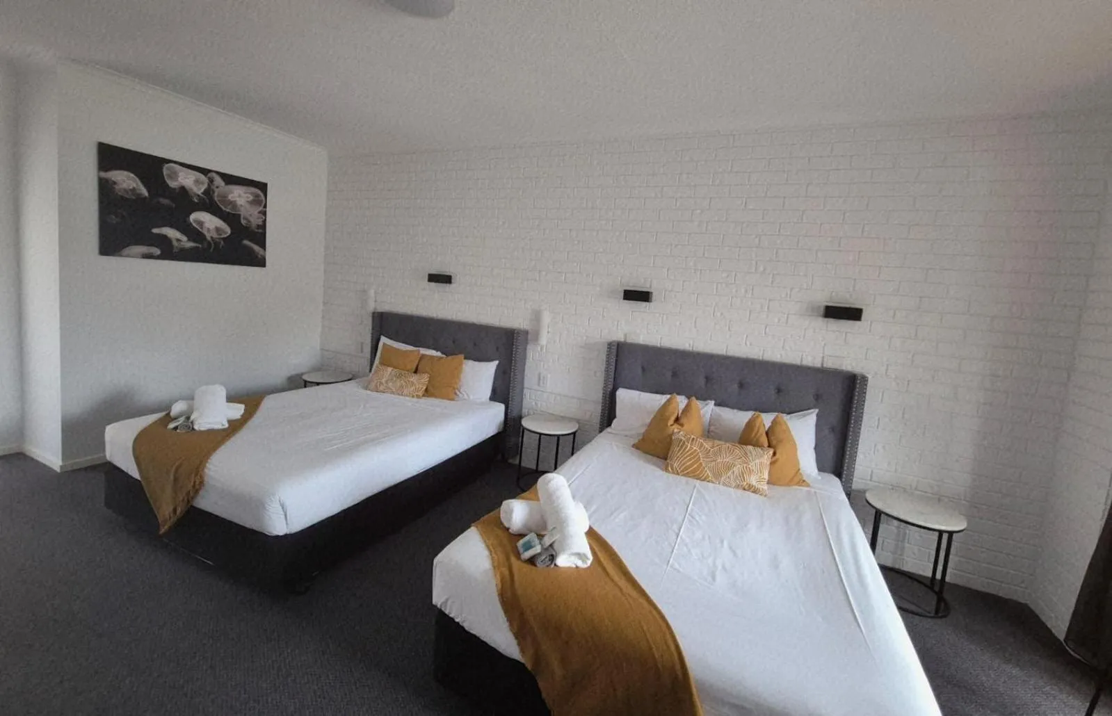 Bed in Twofold Bay Motor Inn