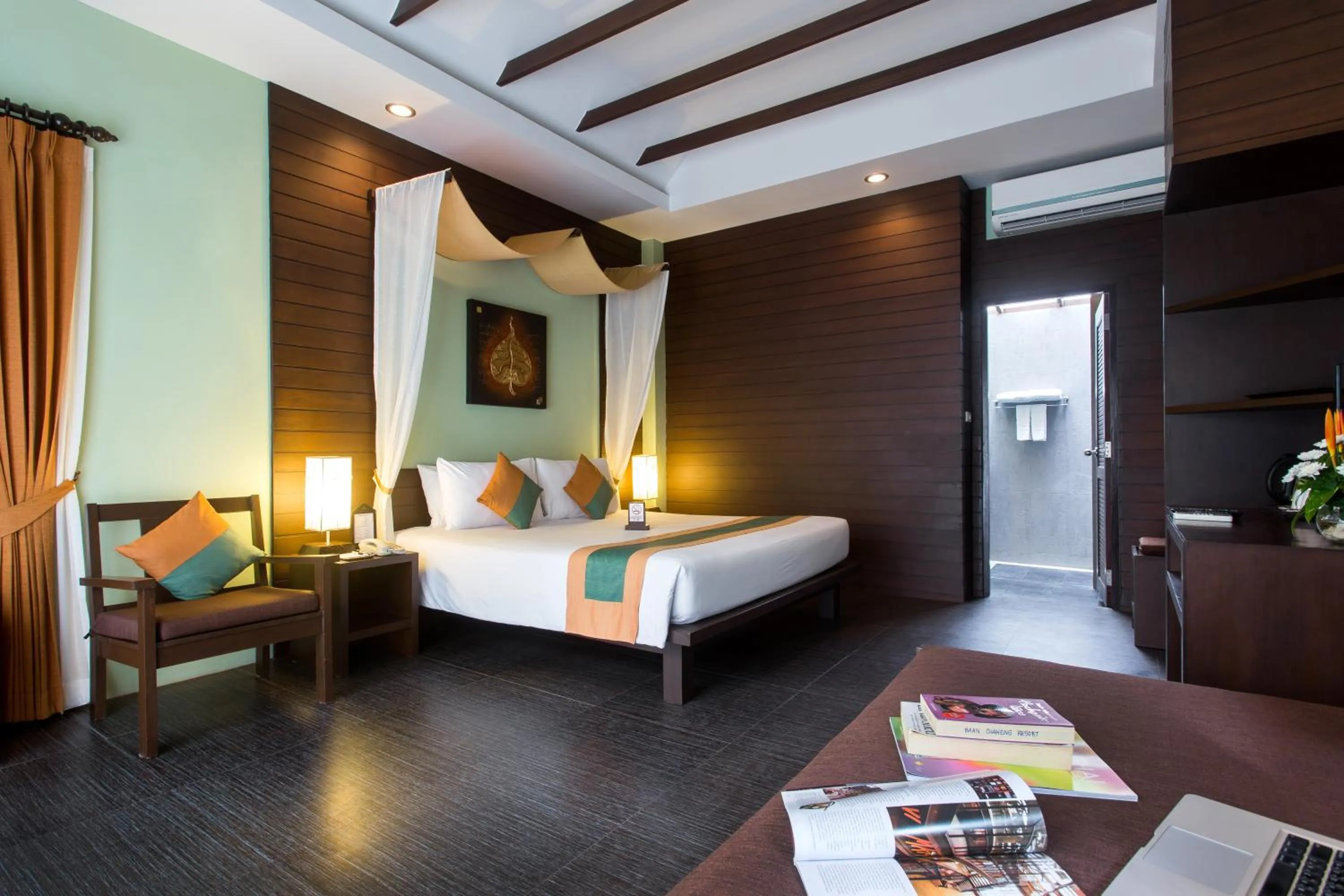 Bed in Baan Chaweng Beach Resort & Spa - SHA Extra Plus