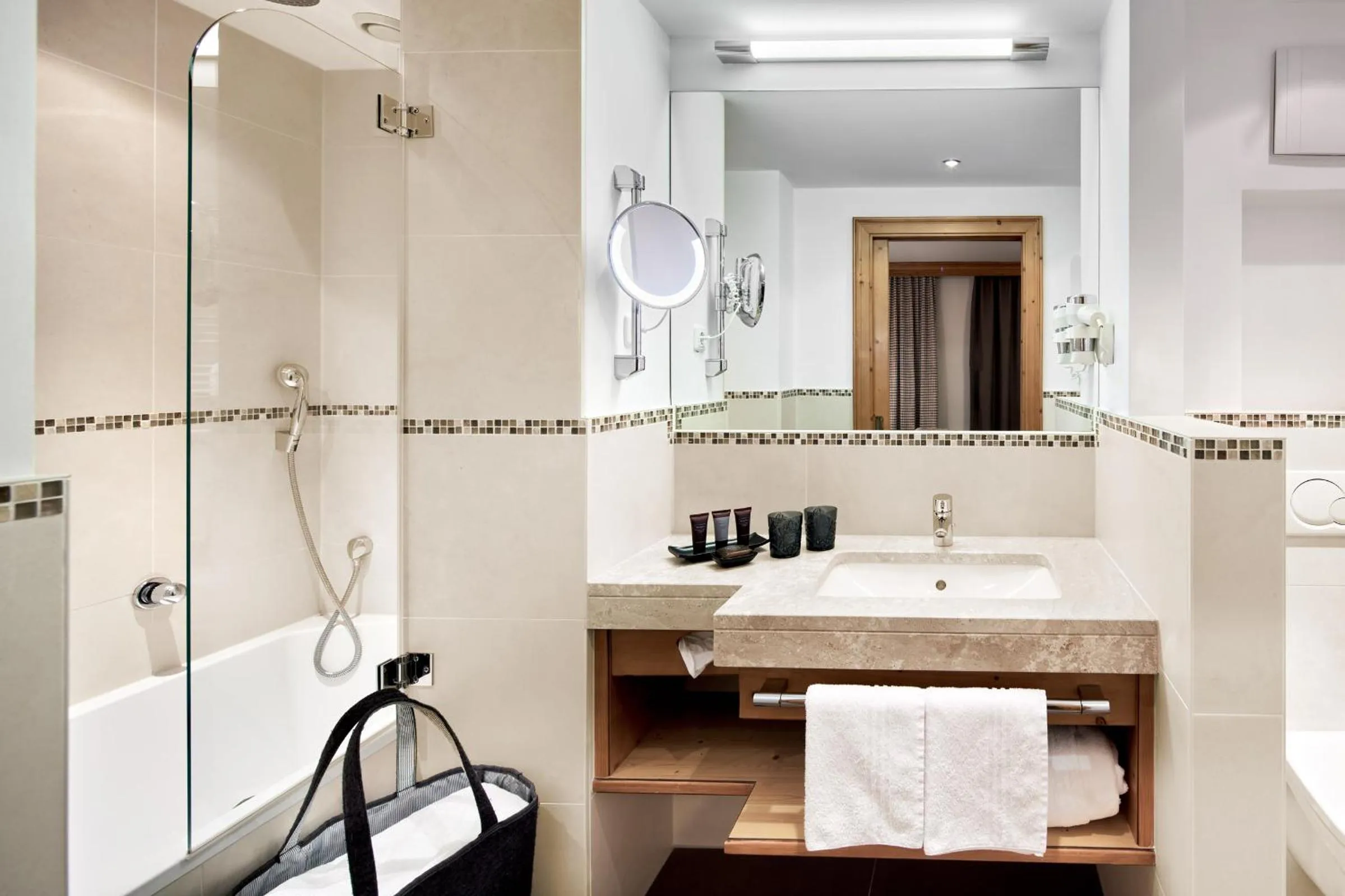 Bathroom in Hotel Gletscherblick