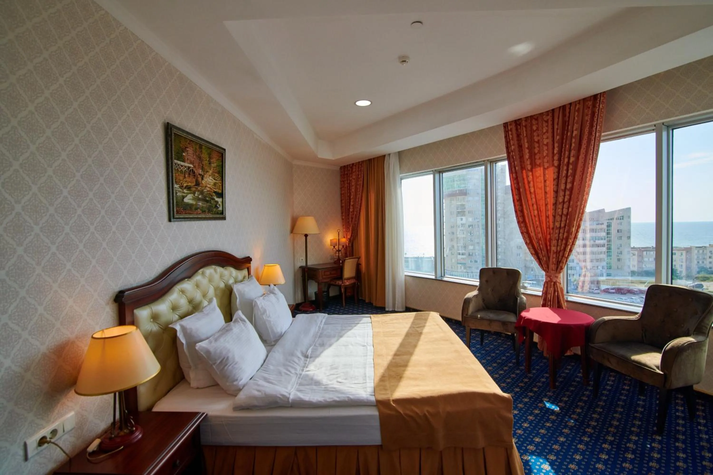 Sea view, Bed in Grand Hotel Victory