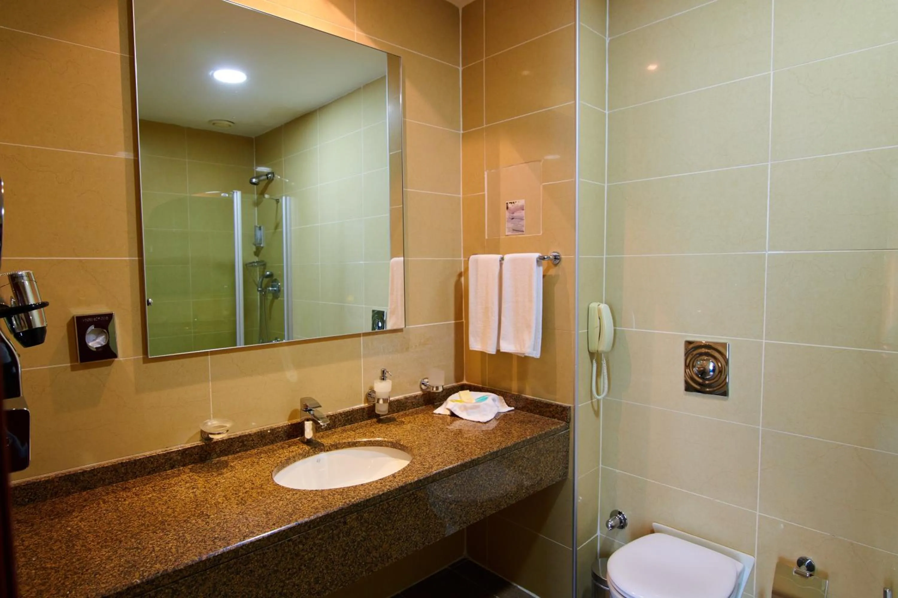 Bathroom in Grand Hotel Victory