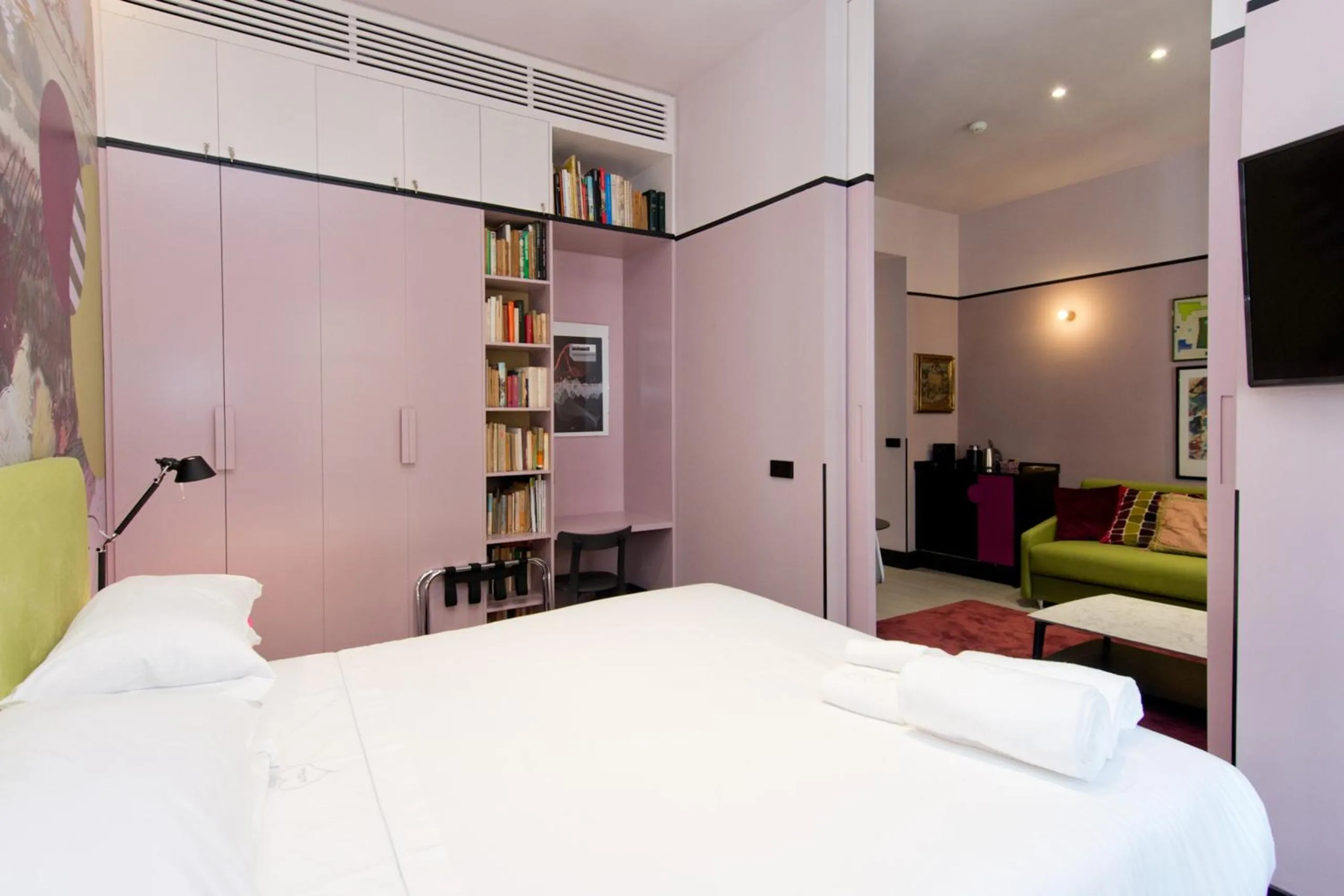 Bed in Amor de Dios 17 Boutique Apartments