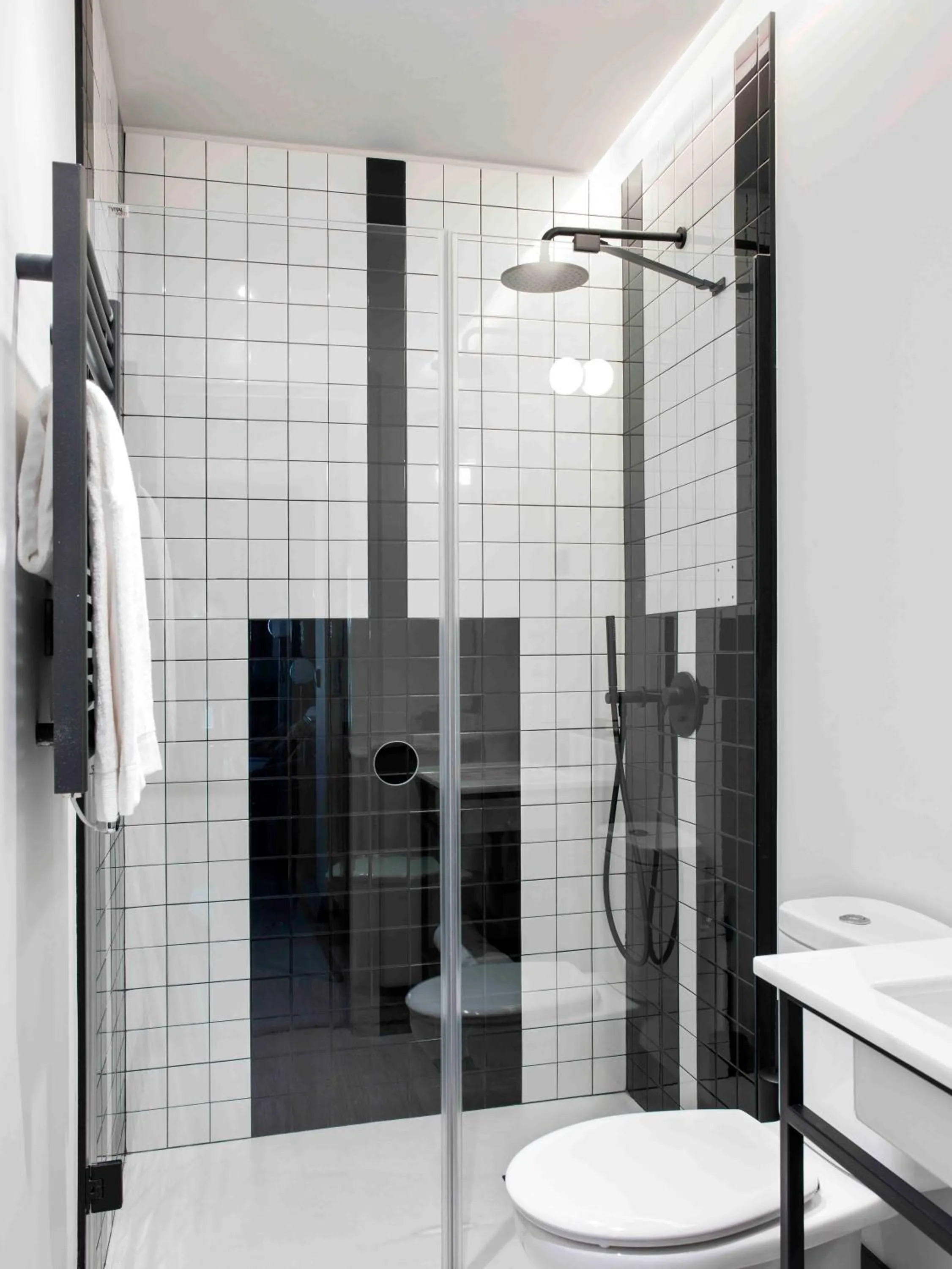 Shower in Amor de Dios 17 Boutique Apartments