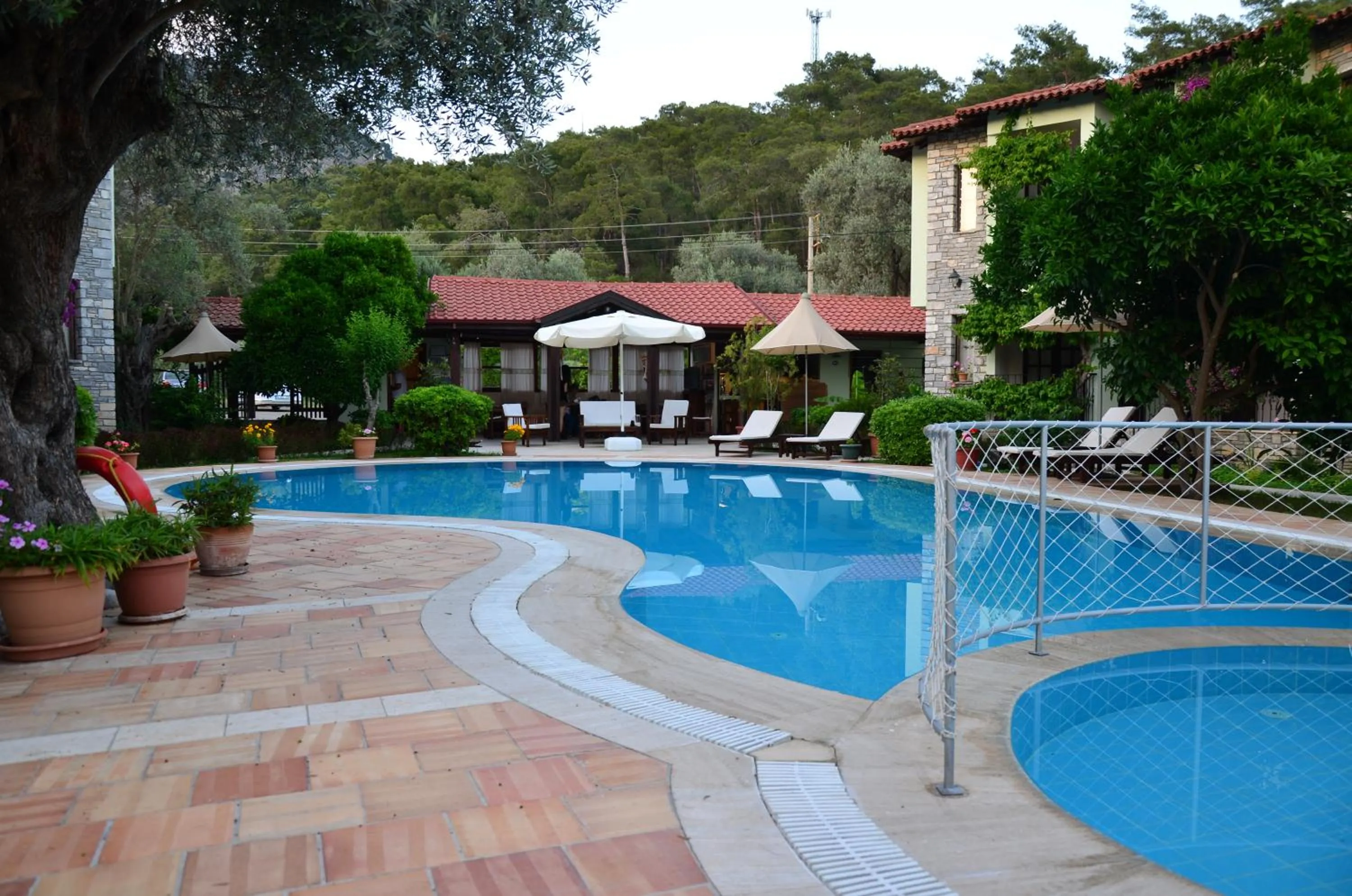 Property building in Olive Garden Apart Hotel