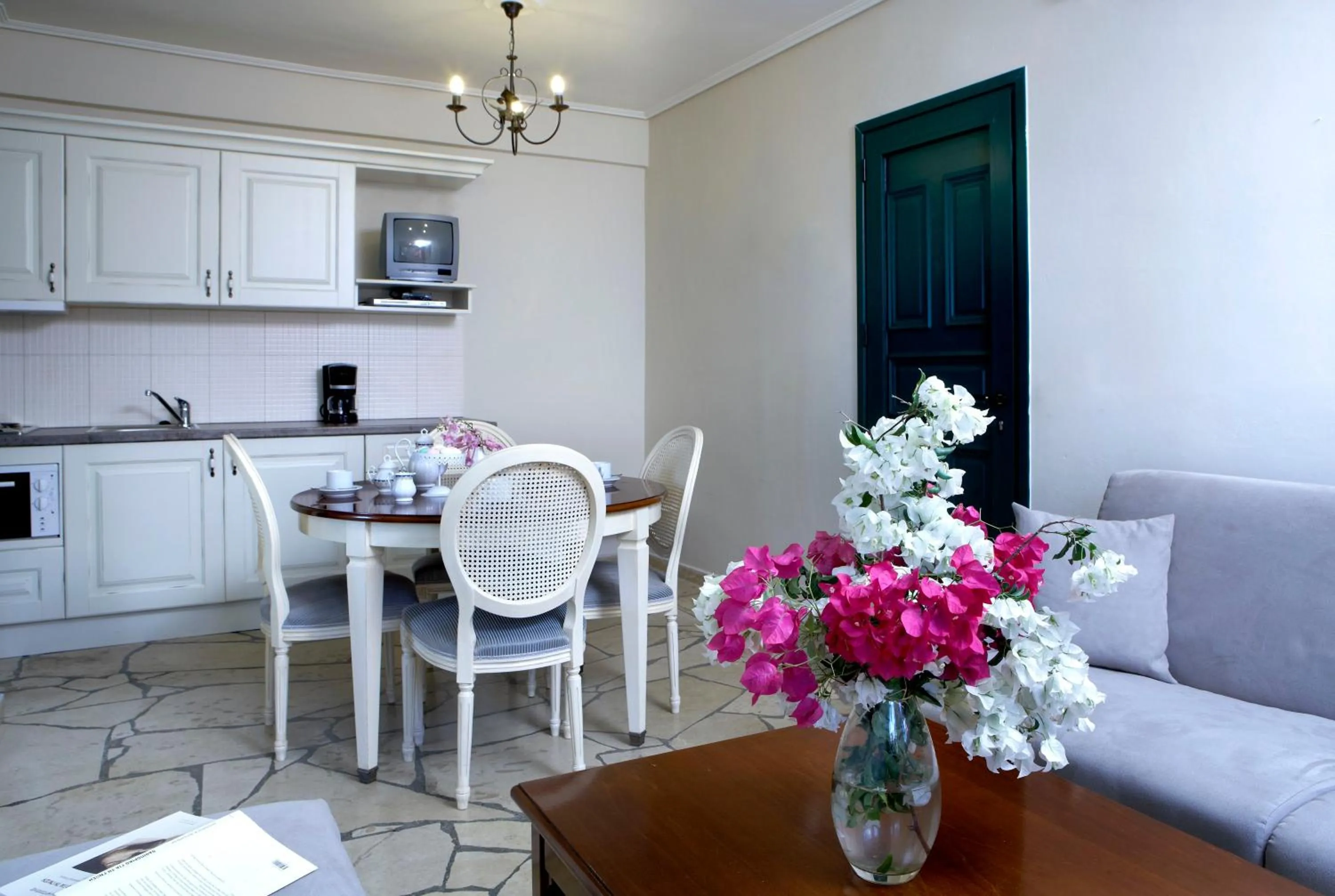 Seating area in Dafnoudi Hotel Apartments