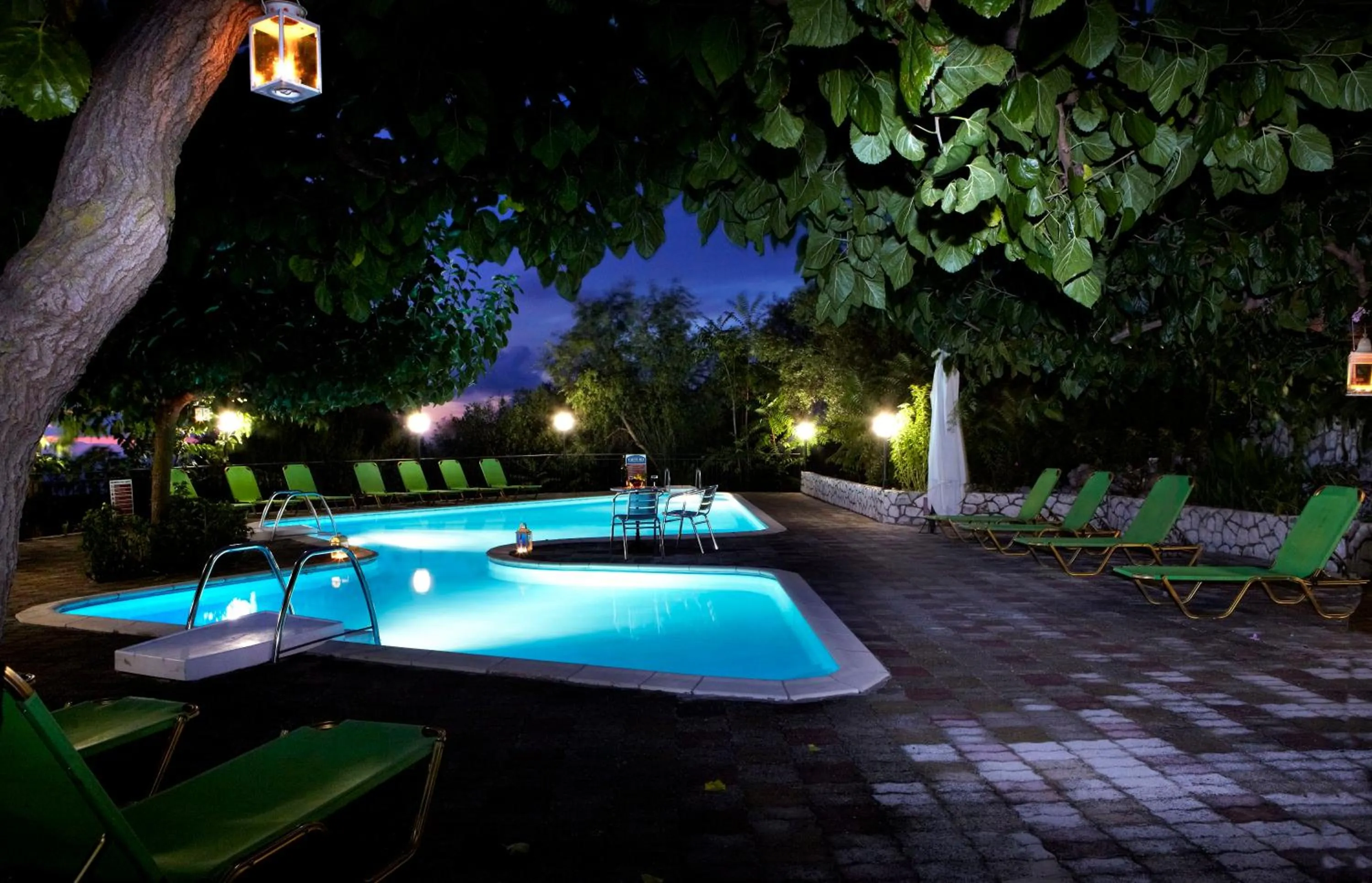 Swimming pool in Dafnoudi Hotel Apartments