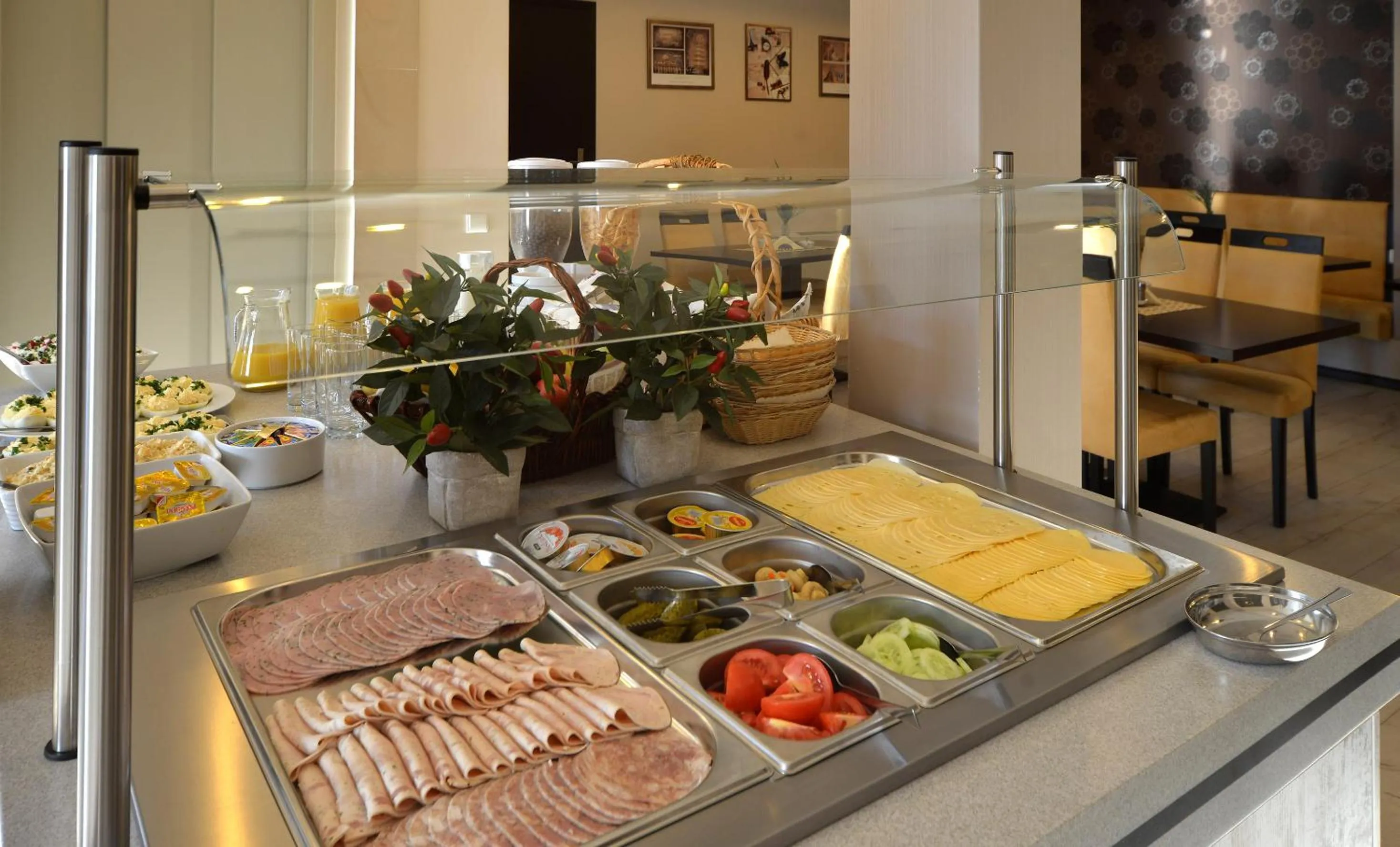 Buffet breakfast in Willa Petrus