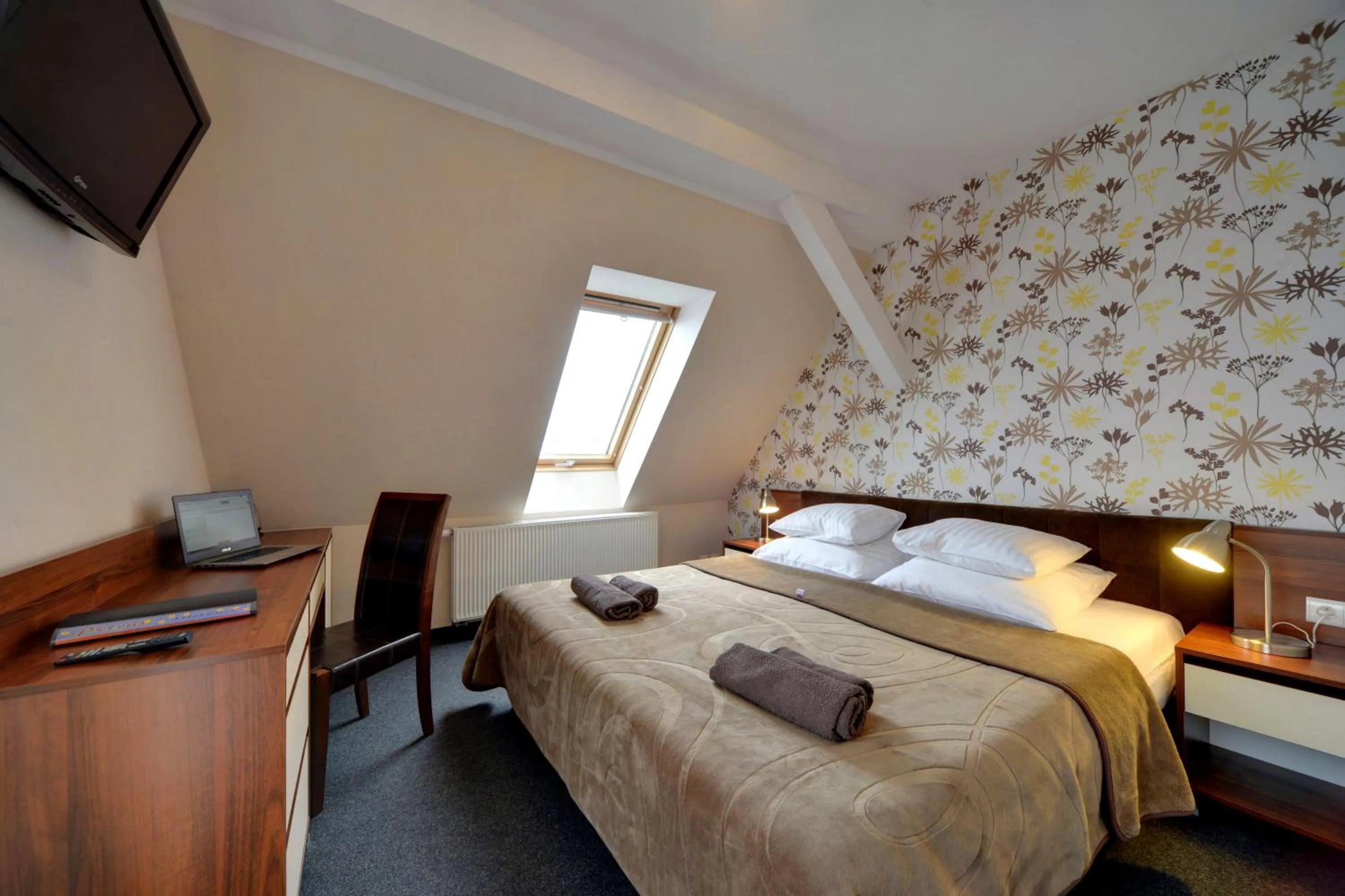 Photo of the whole room, Bed in Willa Petrus