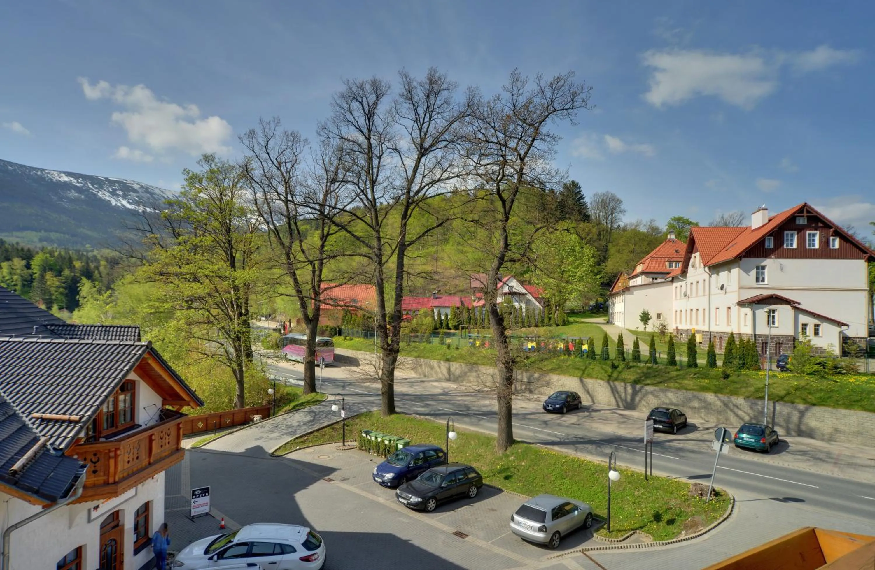 City view in Willa Petrus