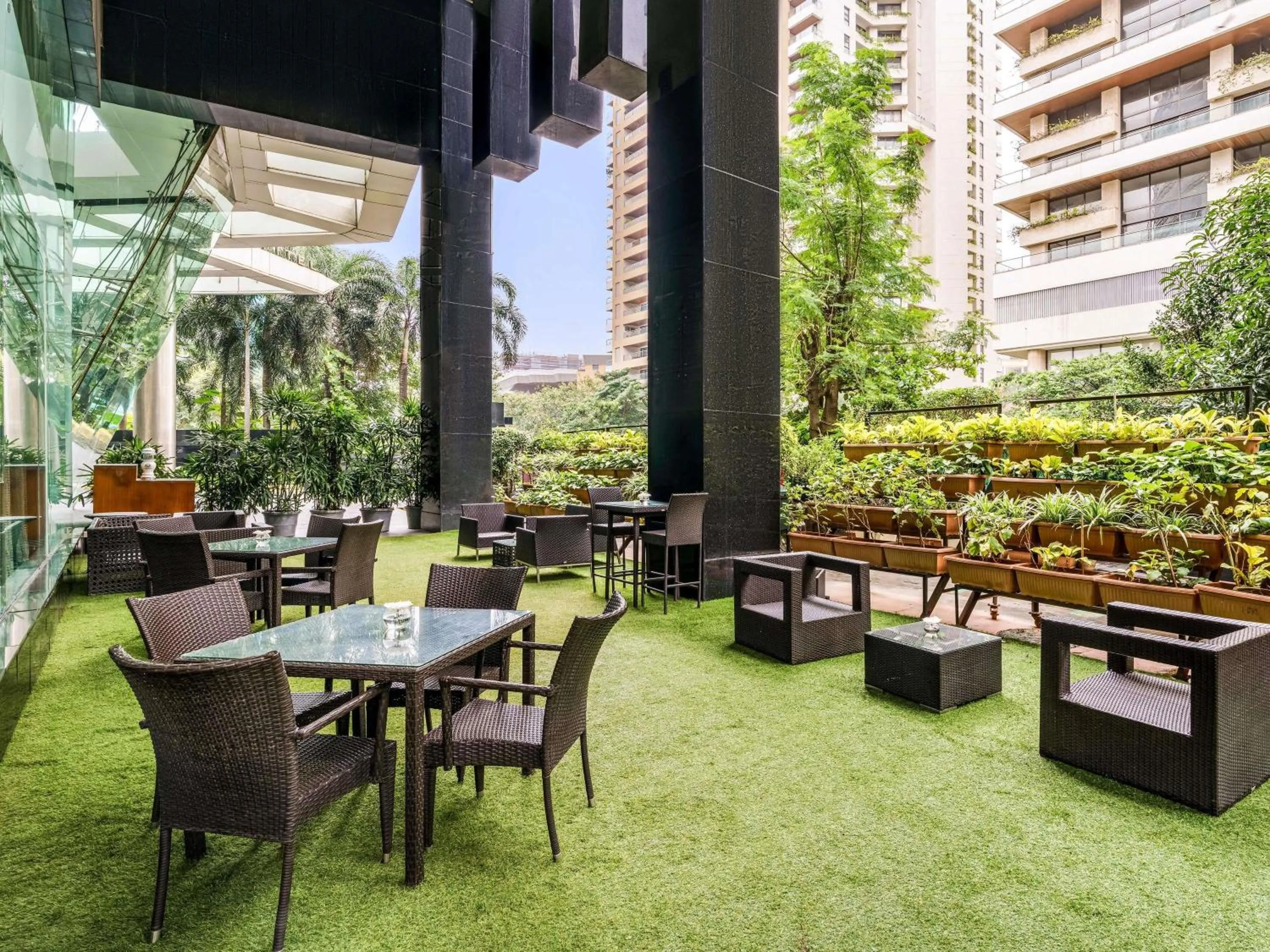 Restaurant/places to eat in Sofitel Mumbai BKC