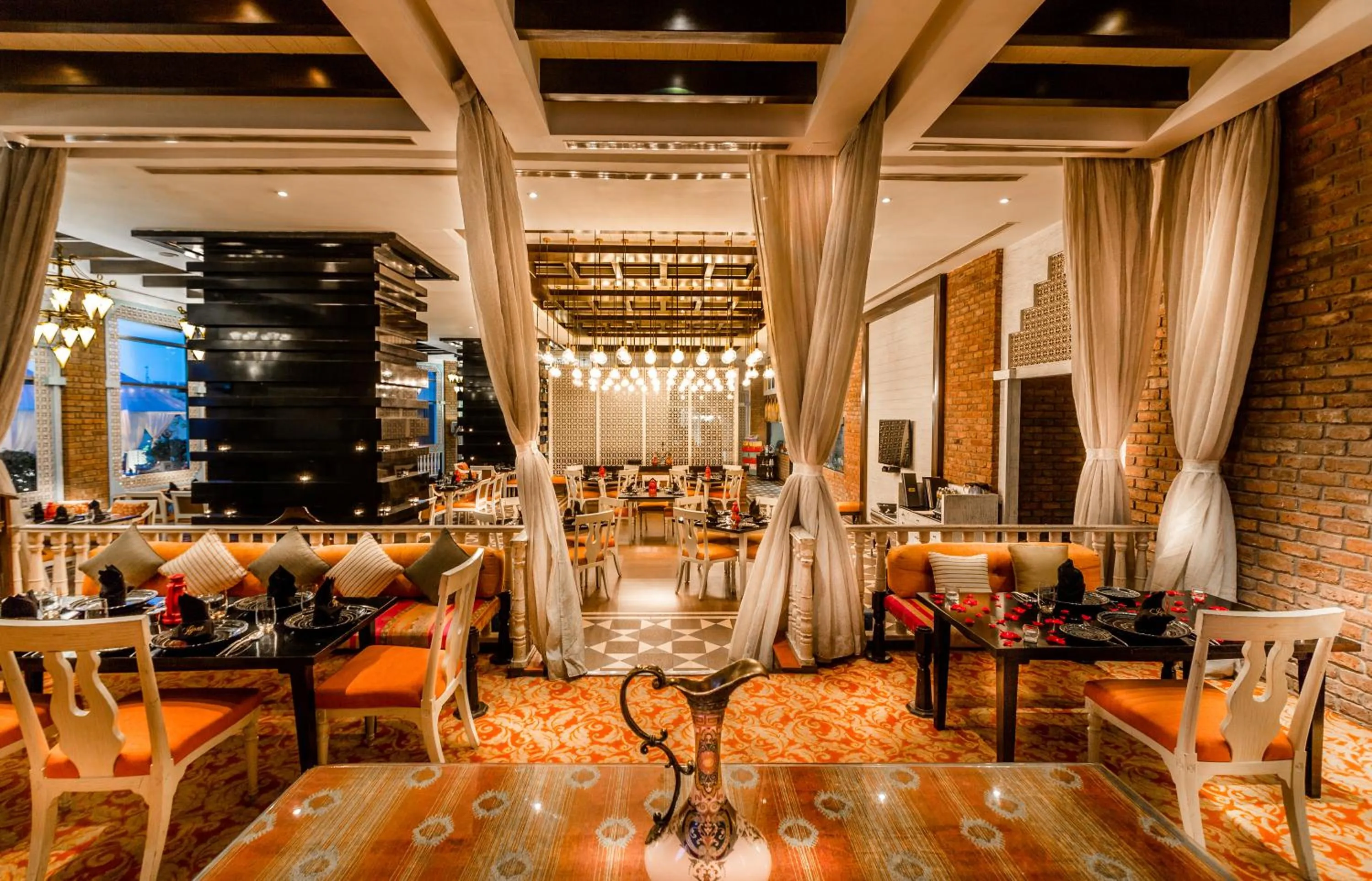 Restaurant/places to eat in Sofitel Mumbai BKC