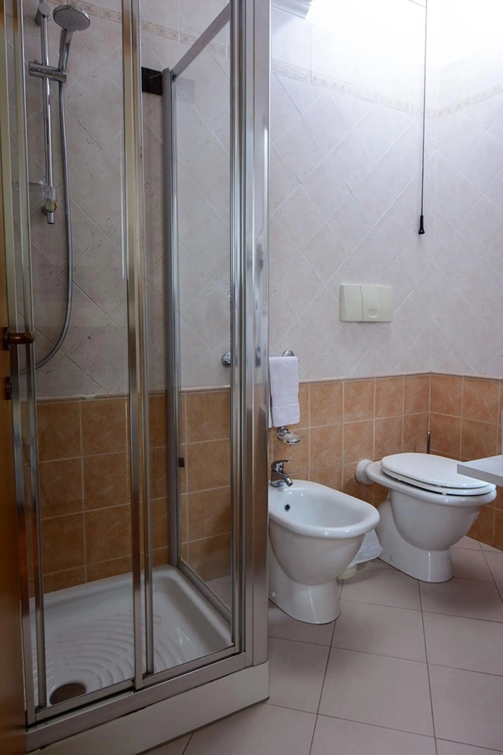 Bathroom in Hotel Del Corso