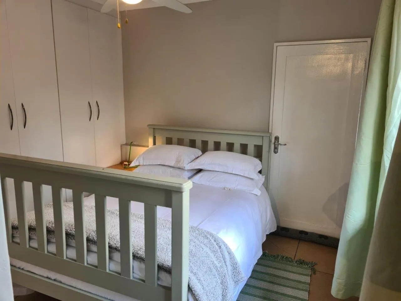 Bed in Amberhall Guesthouse