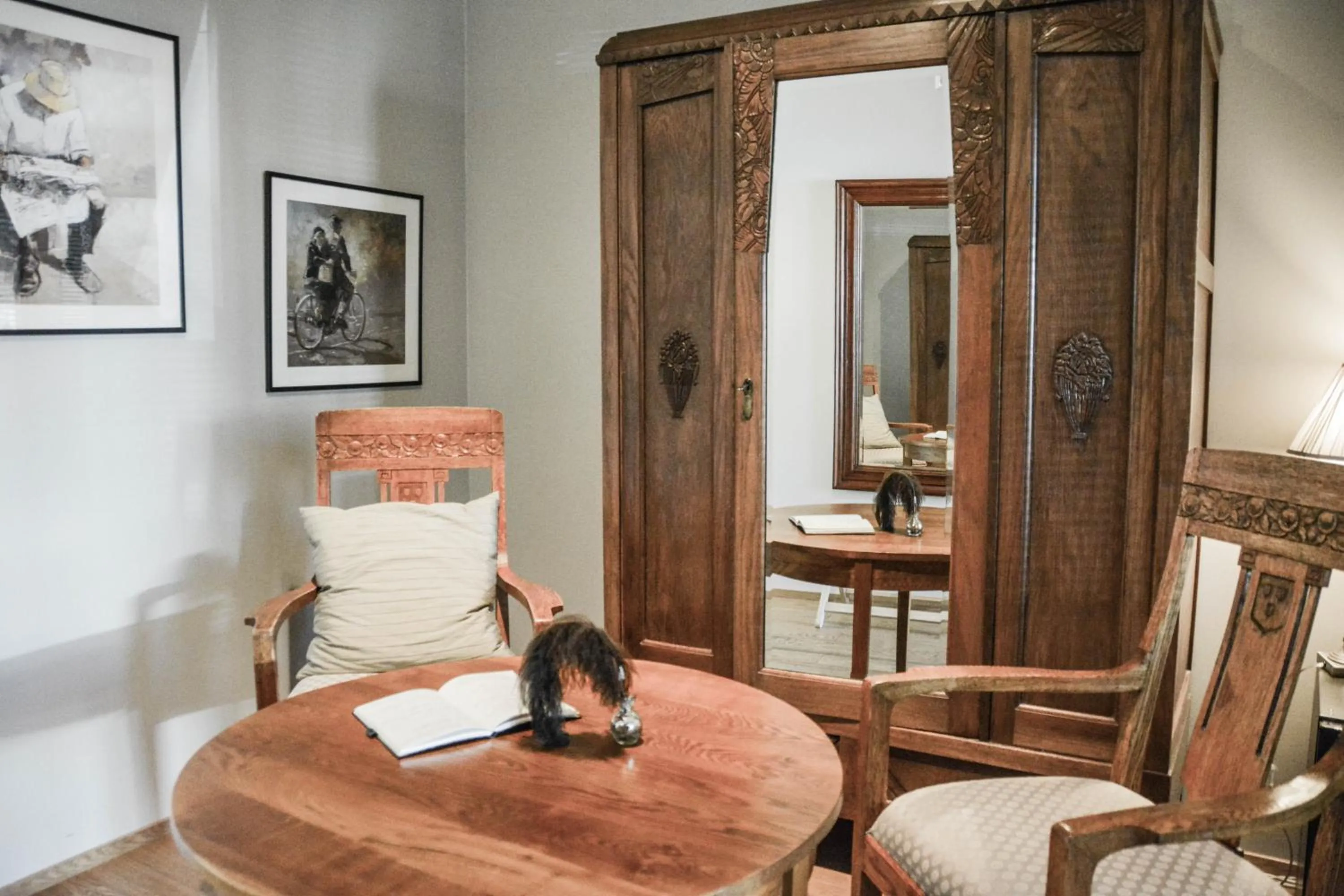 Seating area in Pariisin Ville