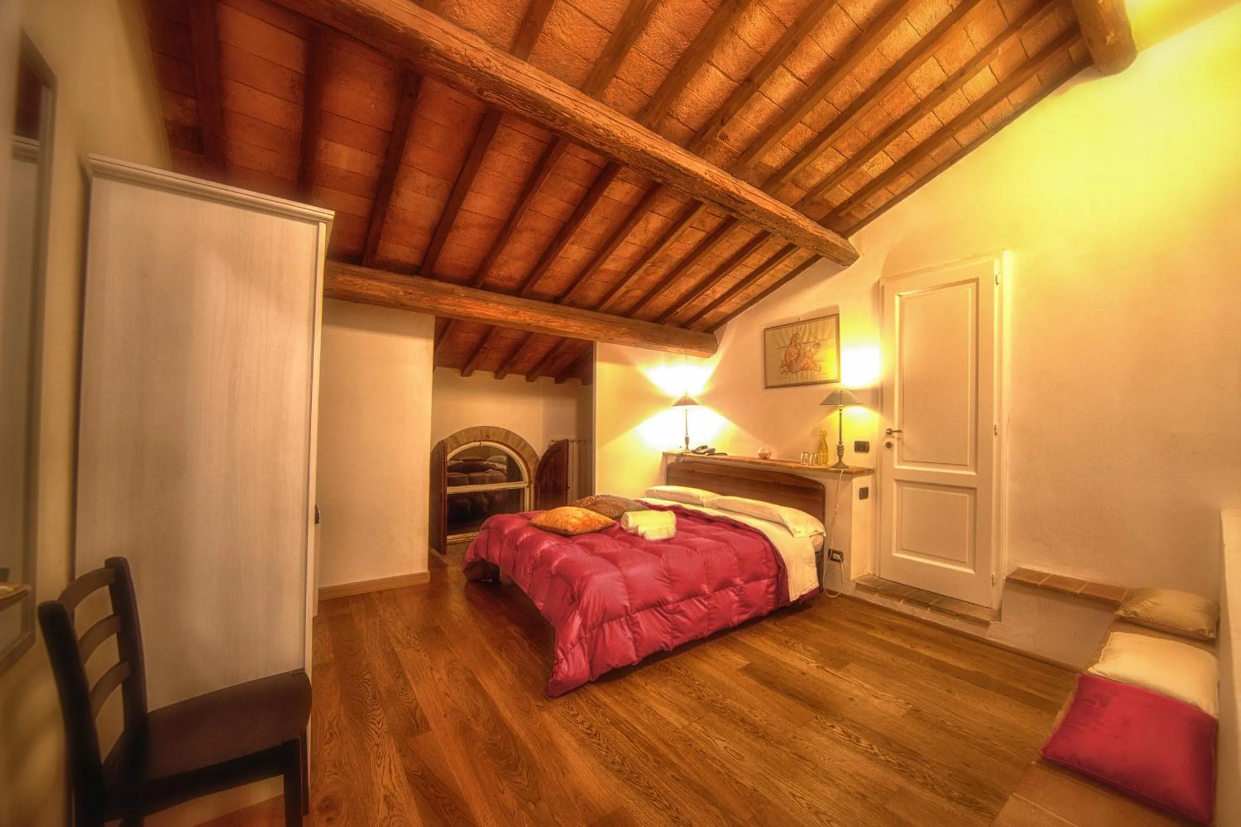 Photo of the whole room, Bed in L'Albero Di Gamelì